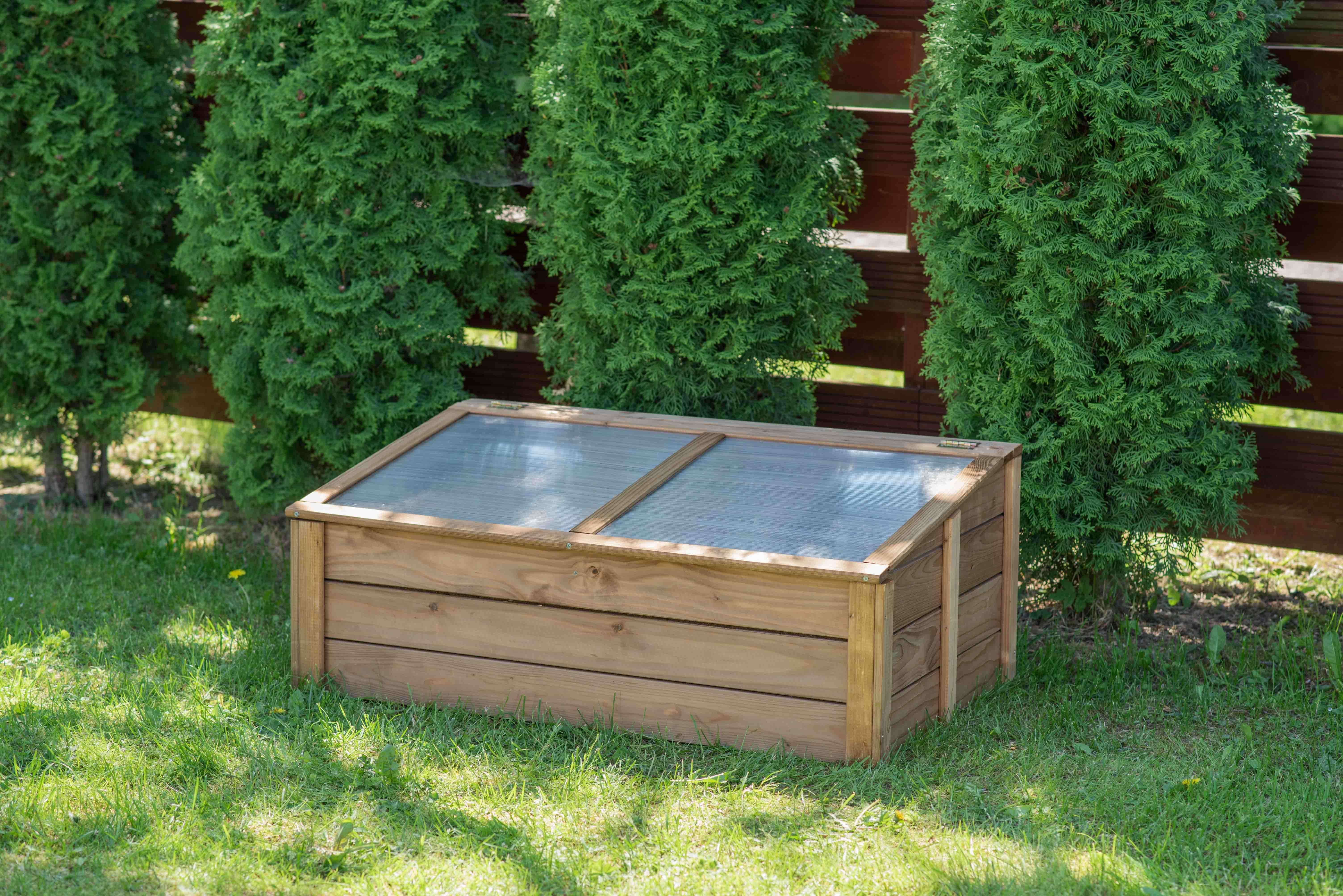 Tierra Garden Wooden Cold Frame 39.4