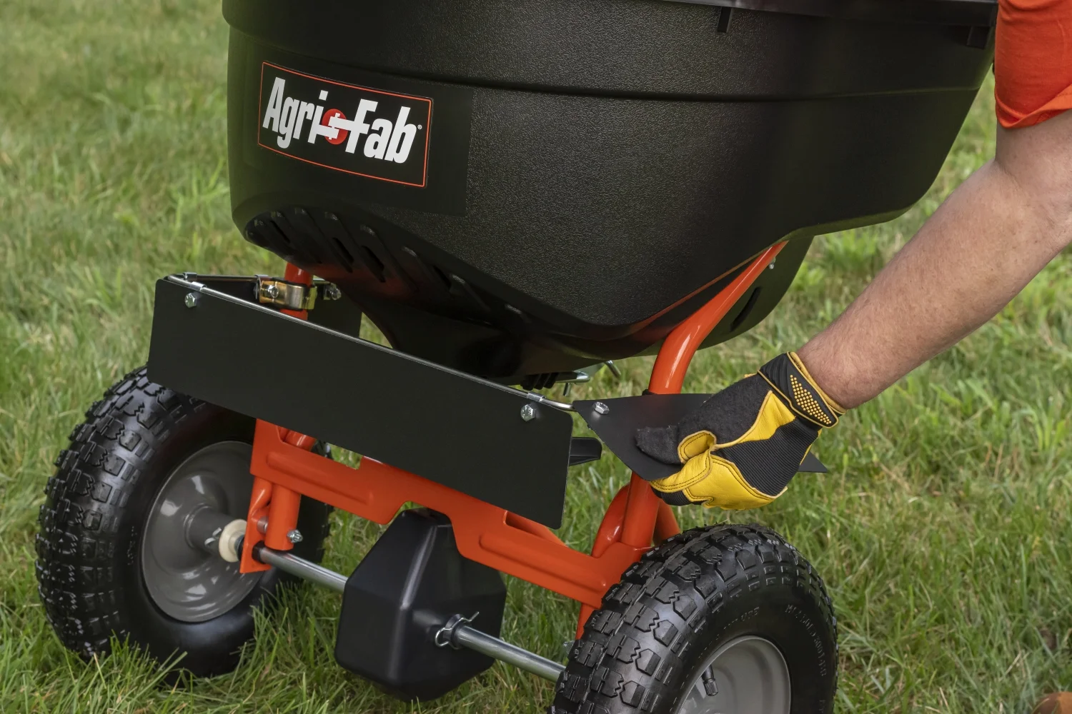 Agri-Fab 110lb Spreader Defletor Kit, Mode# 6-197