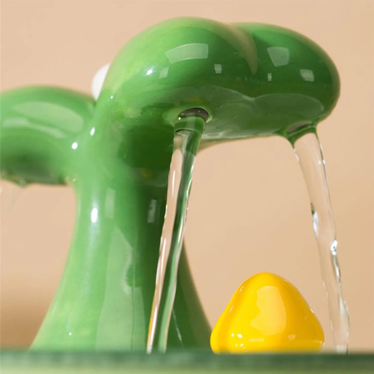 Little Sapling Ceramic Drinking Fountain For Pets