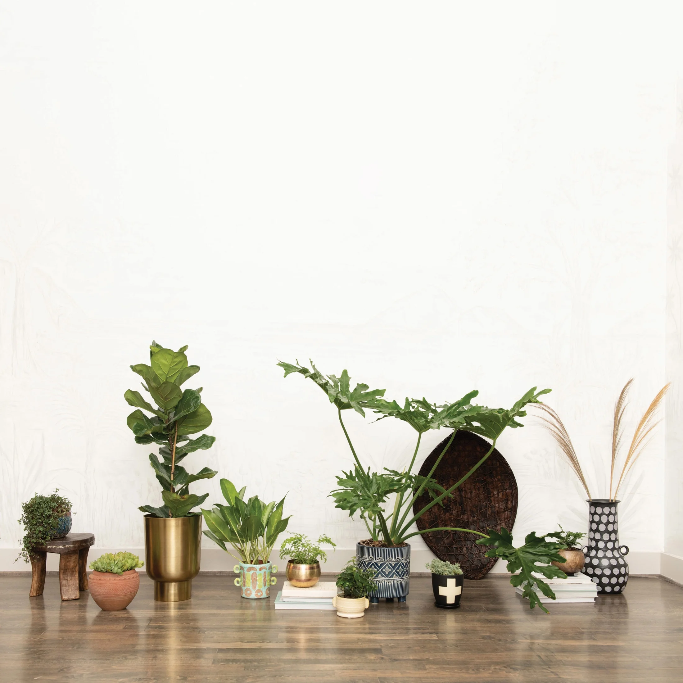 Creative Co-Op Stoneware Planter with Saucer & Wax Relief White Swiss Cross, Black, Set of 2 (Holds 4