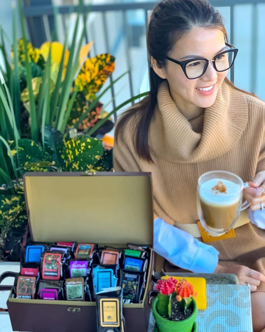 Coffee Trunk Of Samplers | 20 Ground Samples | Light-Medium Roast | Coffee Gift Basket |