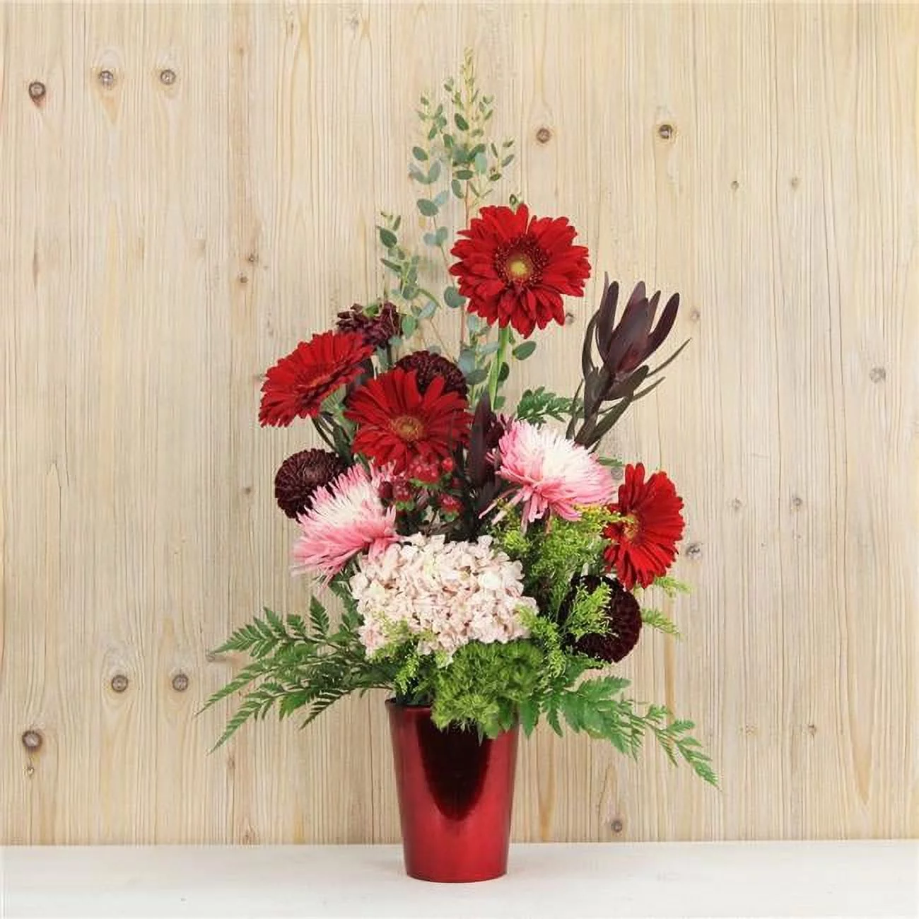 5 in. Round Tapered Recycled Plastic Planter, Shiny Red