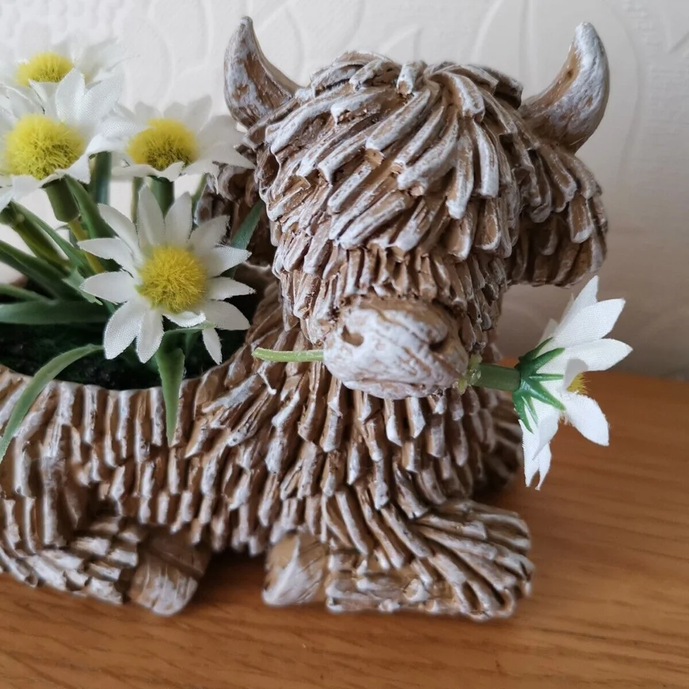 Small Resin Flower Plant Pot Cute Animal Plant Pots Succulent Planter Pots Indoor Outdoor Garden Ornaments for Home Indoor Office Decoration