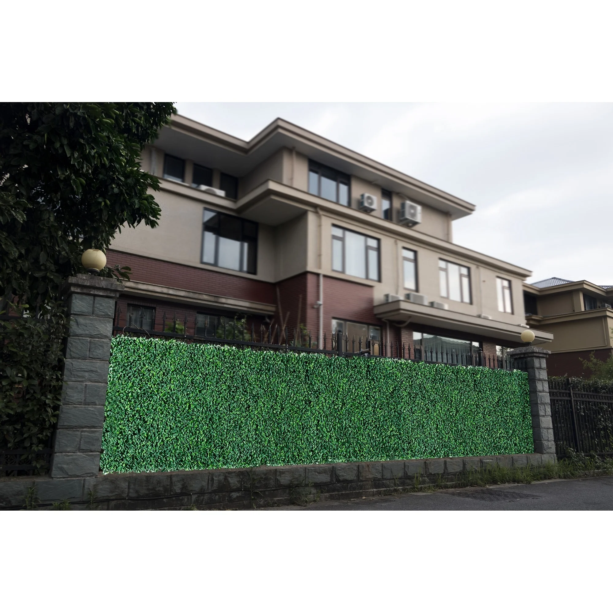 60 in x 160 in Artificial Boxwood Roll Panels for Outdoor Use - Set of 1 Roll