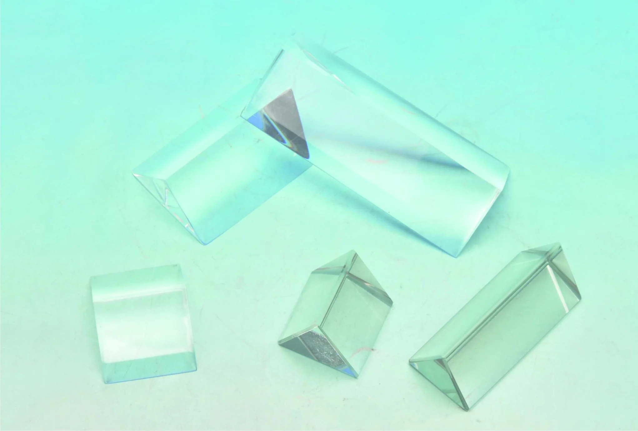 Eisco Labs Equilateral Acrylic Prisms (1