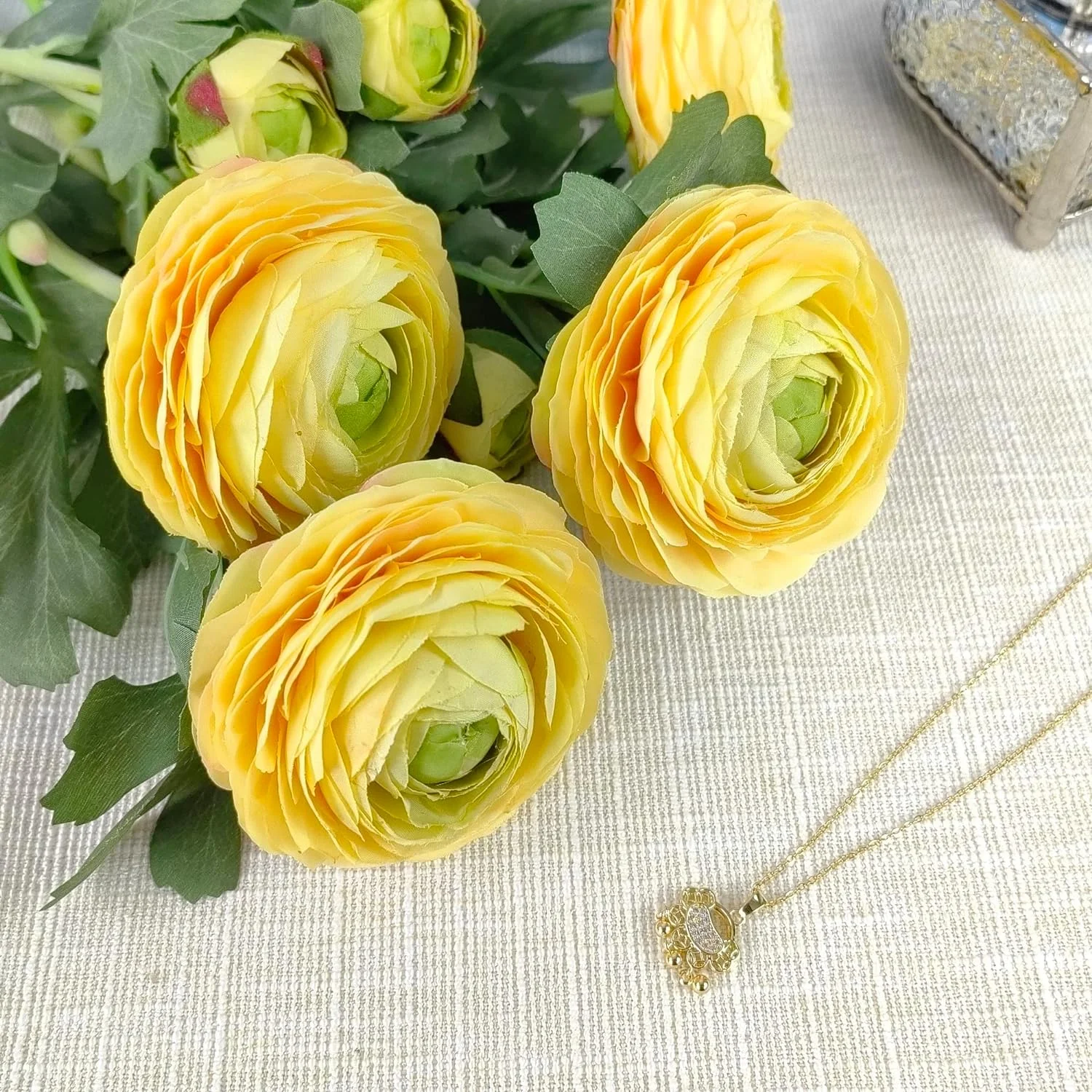 Nvzi Artificial Ranunculus Flowers with Real Touch Stem, Silk Ranunculus Flowers(6 Pack) (Yellow)