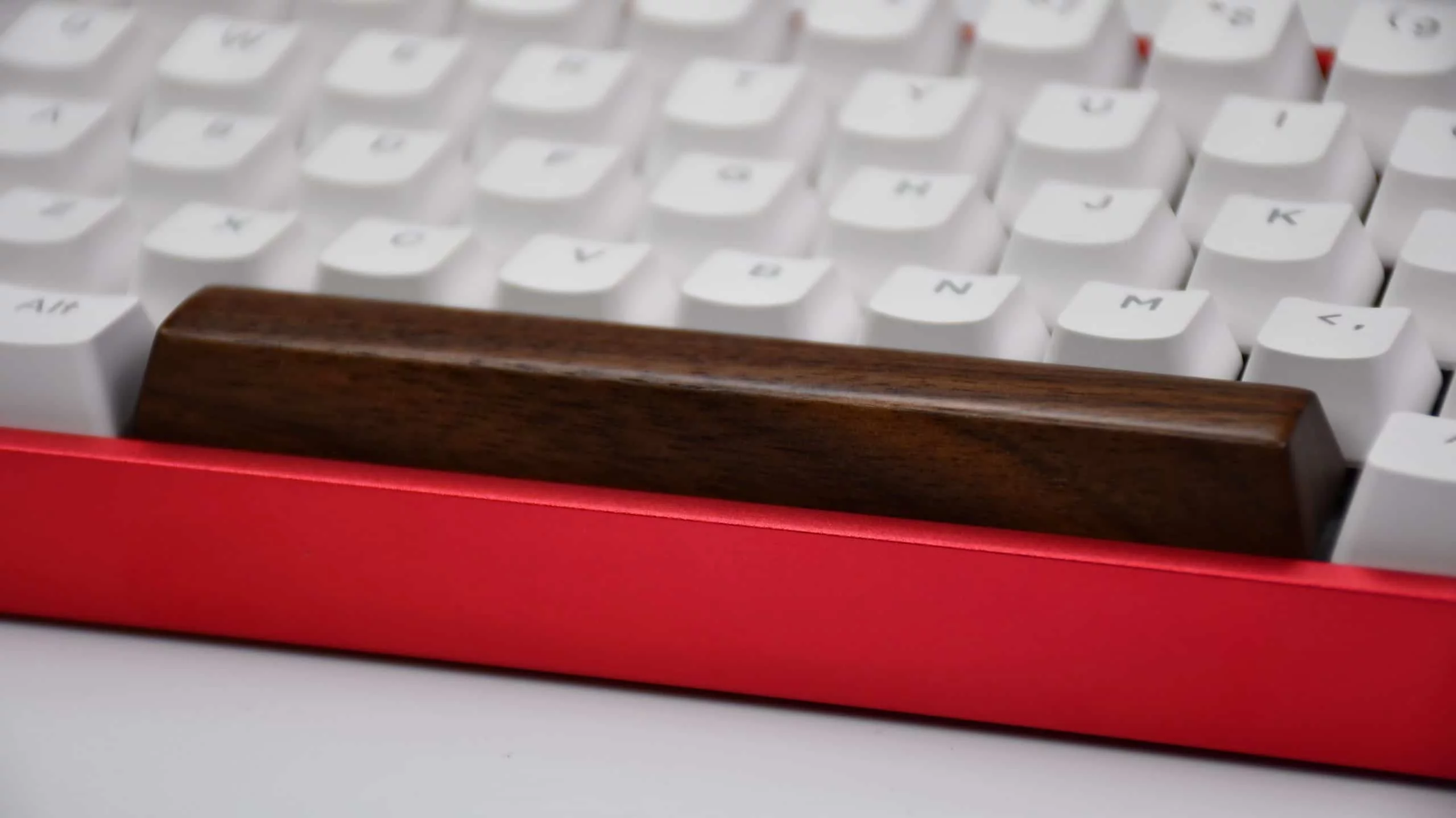 OEM Profile Black Walnut Artisan Wooden Spacebar (Standard 6.25u)