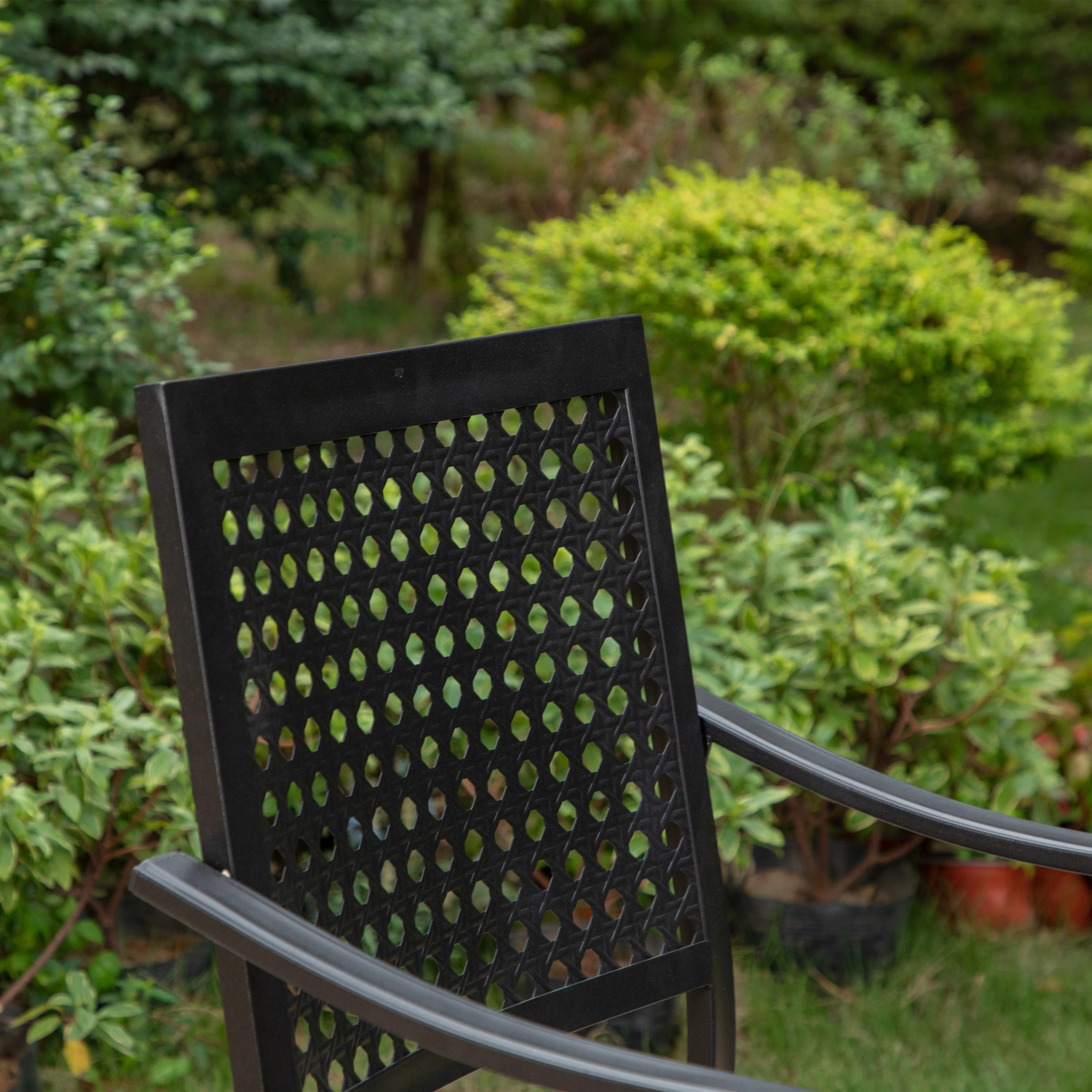 7-Piece Patio Dining Set Metal E-coating of 6 Upgraded Back Pattern Chairs & 1 Umbrella Hole Metal Table Stackable