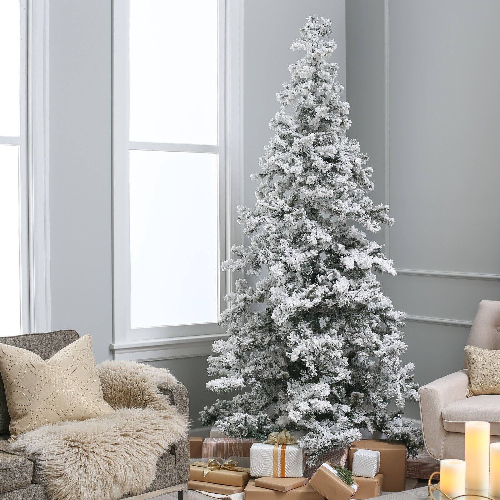 7.5 ft. Pre Lit Clear Lights Heavy Flocked Layered Spruce