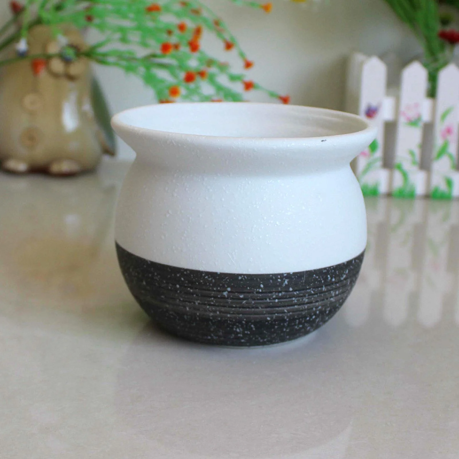 LivNxt Ceramic Snowflake Glaze Succulent Planter - Ideal for Home and Garden