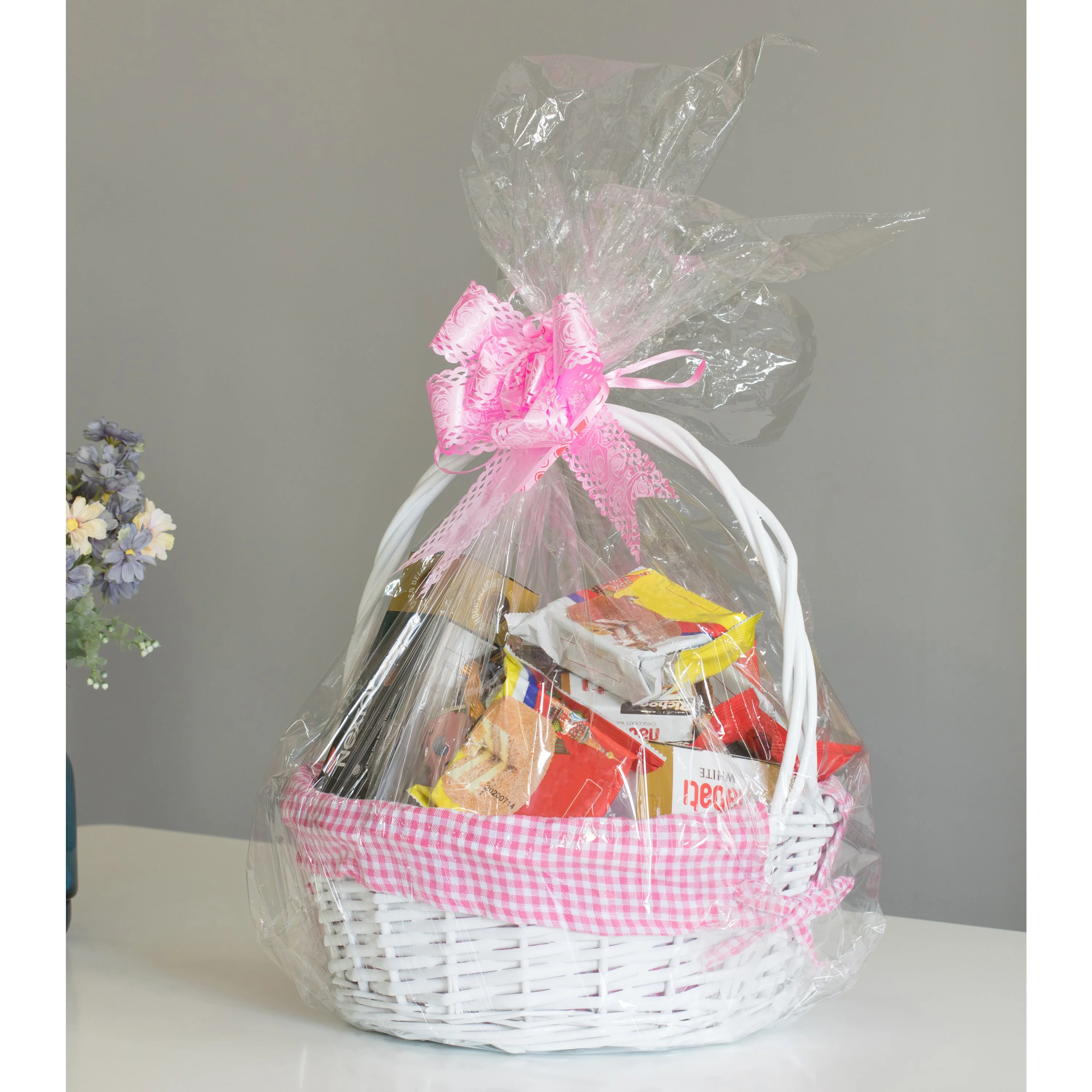 White Round Willow Gift Basket, with Gingham Liner and Handle