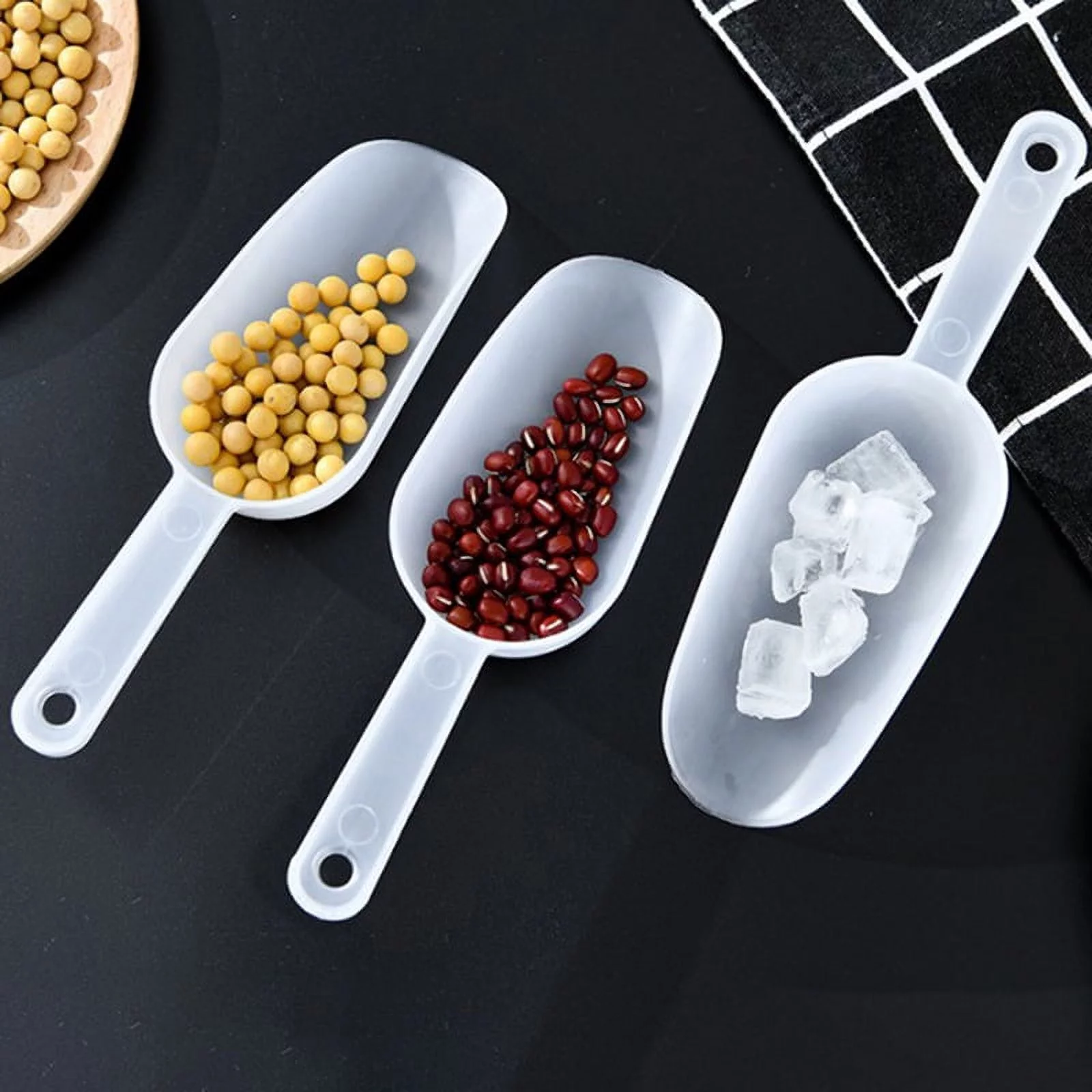 Portable Measuring Cup Shovel Mini Plastic Ice Scoop Small Size Ice Scraper