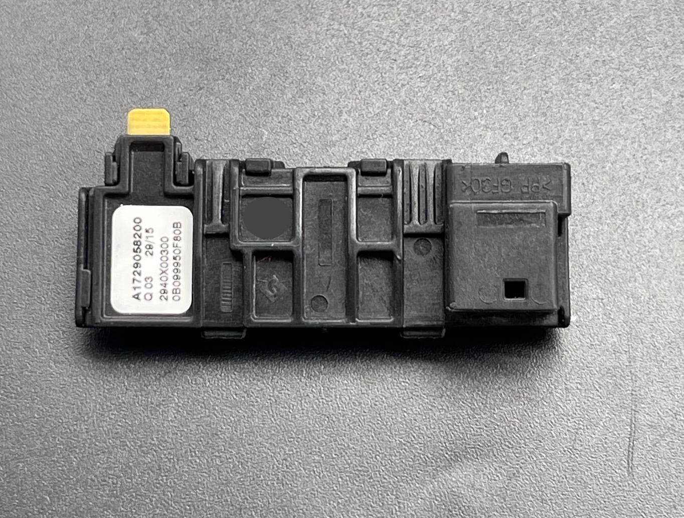 for Mercedes-Benz C series E series C180 C200 C260 C300 Humidity temperature rain light sensor A2049017801