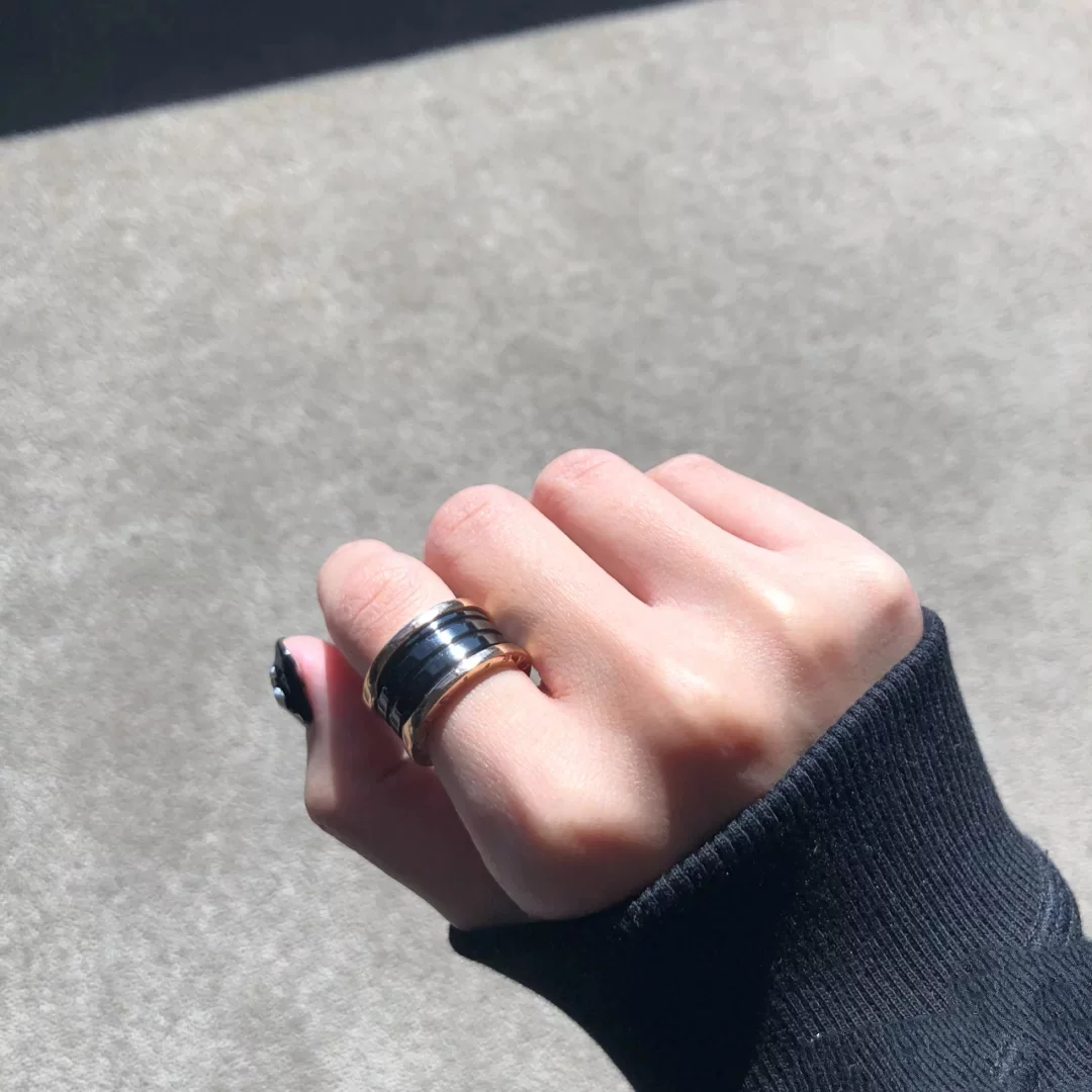 18k Rose and White Gold Women's and Men's Ring Black Ceramic Spiral and White Ceramic Spiral Four Band Ring