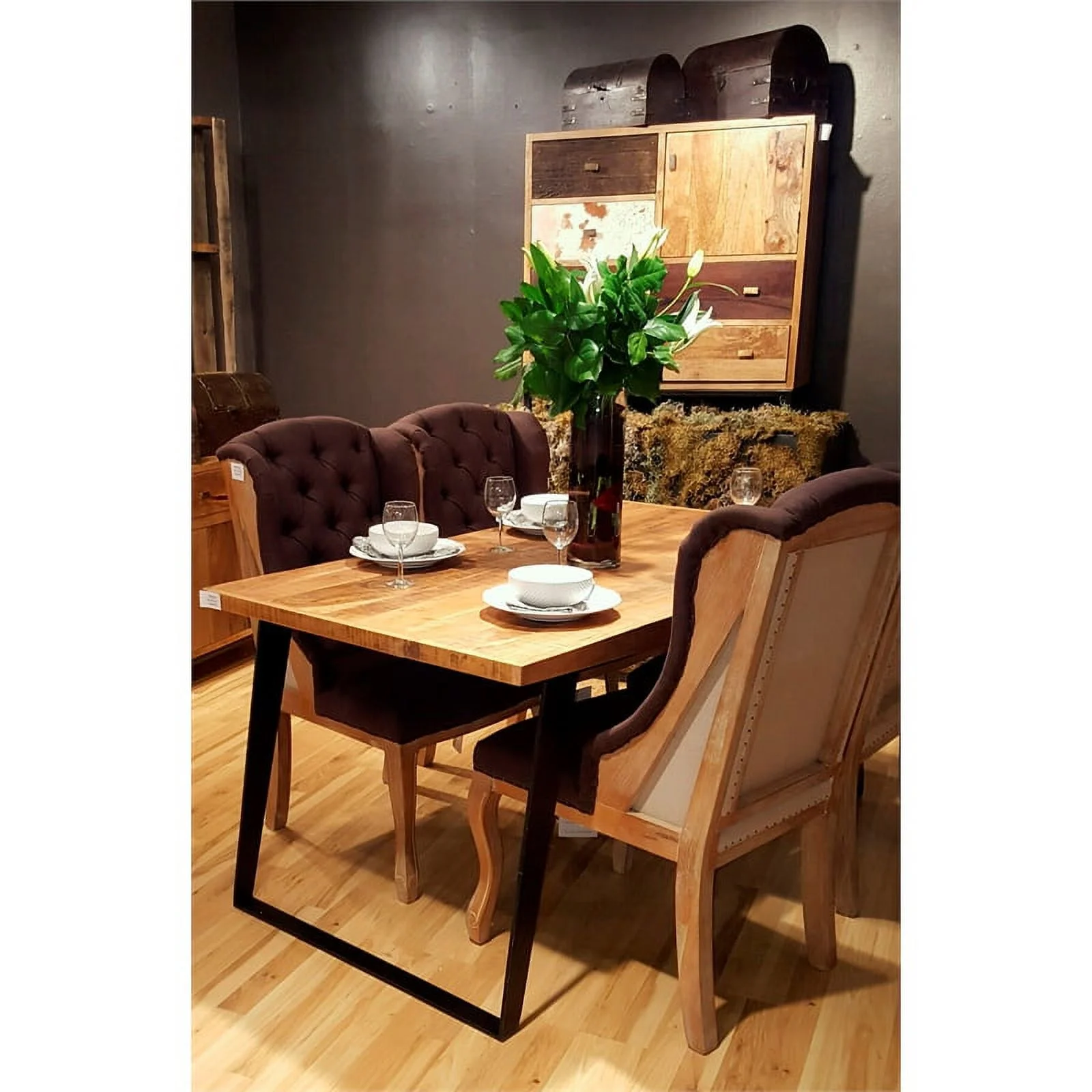 Home Square 7-Piece Set with 63