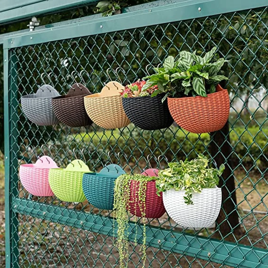 NAMZI 2 Pcs Imitation Rattan Wall Hanging Flower Pot, Semicircle Hanging Planters Outdoor with Drainage Hole and Hooks, Plastic Garden Hanging Basket for Balcony Fence