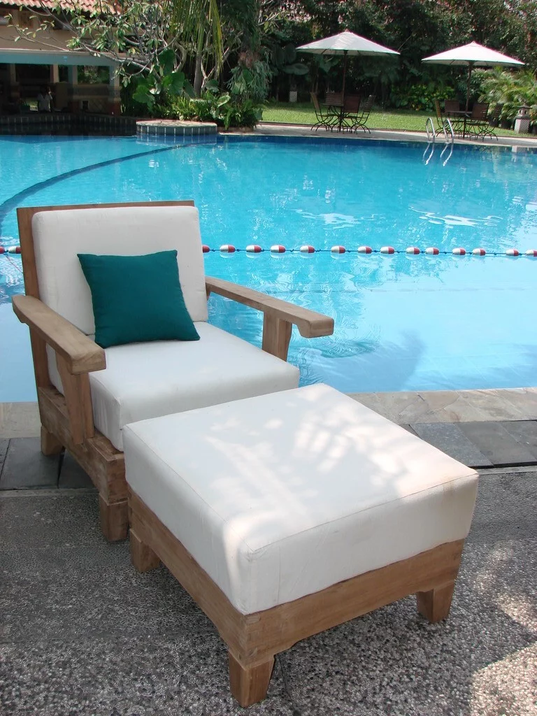 Caranas 2 Pc Lounge Chair Set: Lounge Chair & Ottoman With Cushions in Sunbrela Fabric #57003 Canvas White