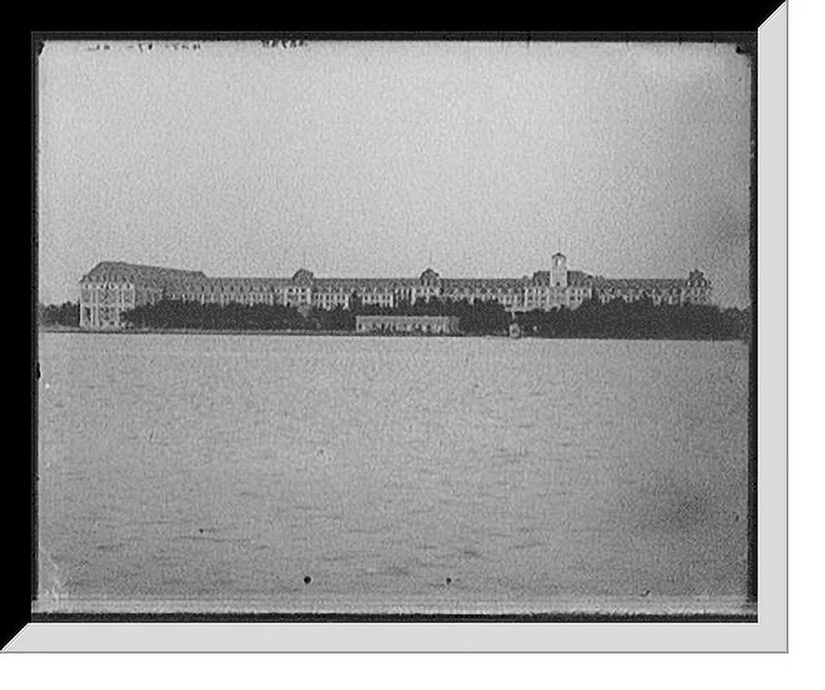 Historic Framed Print, [Royal Poinciana Hotel from wharf, Palm Beach, Fla.], 17-7/8