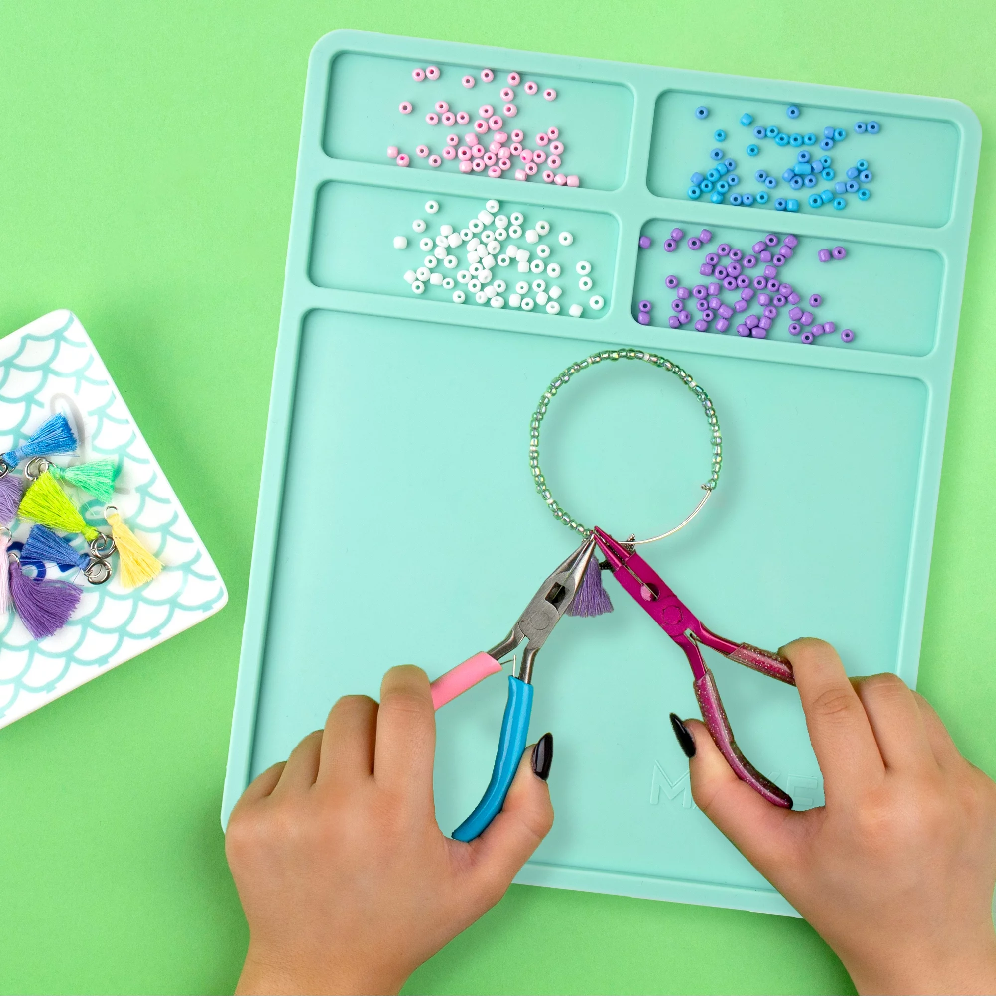 Cousin DIY Silicone Bead and Crafting Mat with Recessed Compartments, Teal Blue, 1 Piece