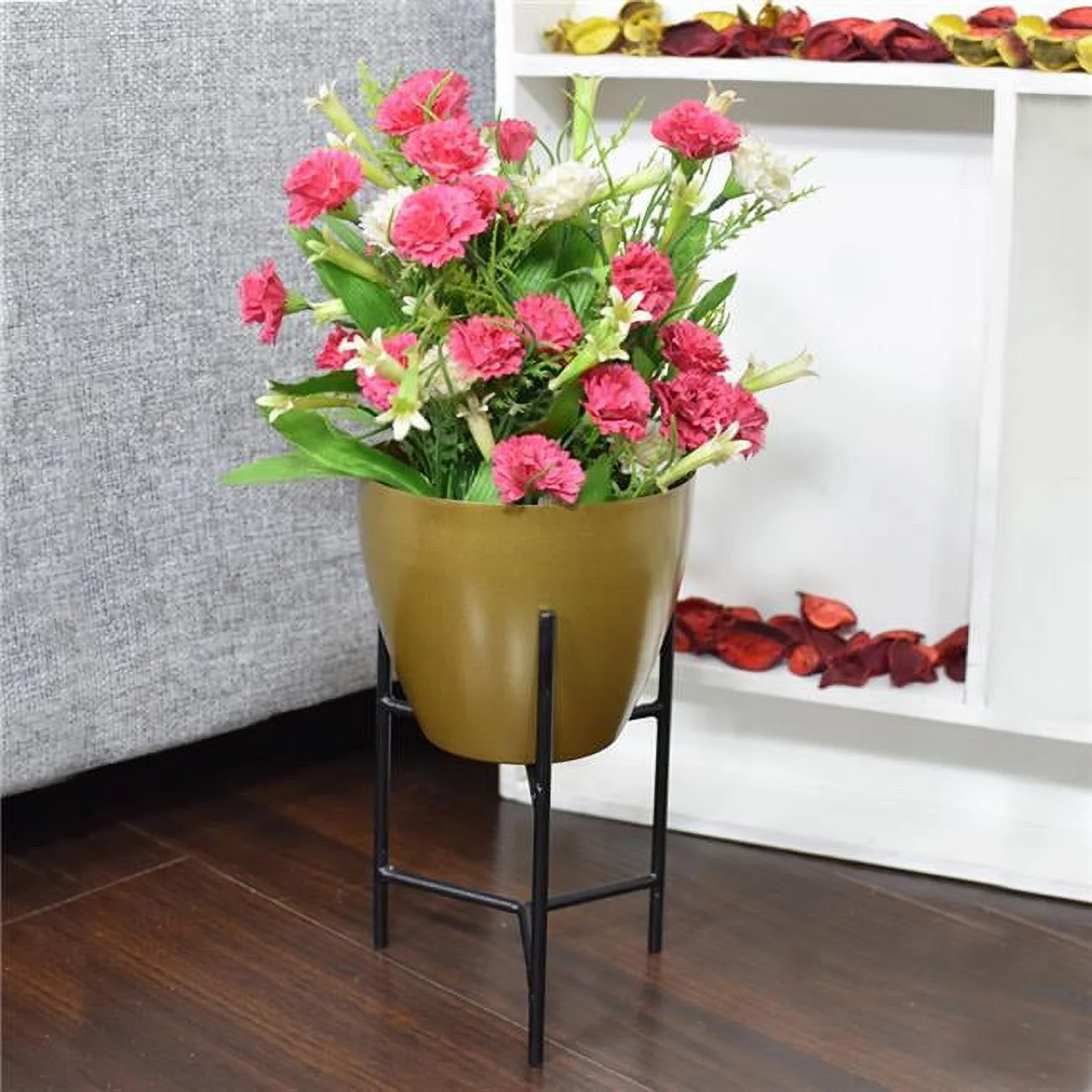 8.2 x 4.8 x 4.8 in. Handmade 100 Percent Iron Round Modern Planters Pot, Gold Coated