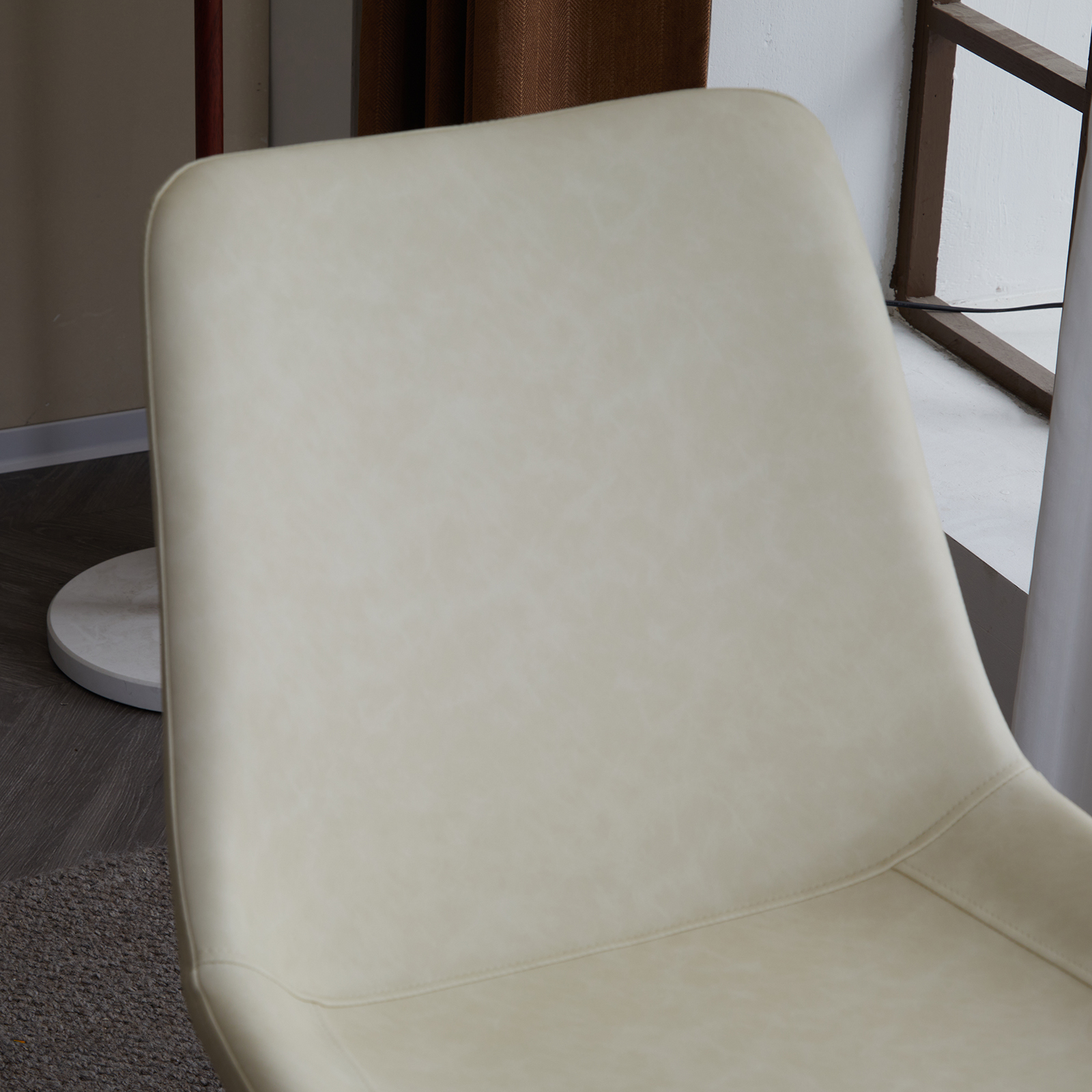 Set of 4 White PU Iron Pipe Curved Dining Chairs - Easy Assembly, Stylish Design, Comfortable Seating - Ideal for Modern Dining Rooms