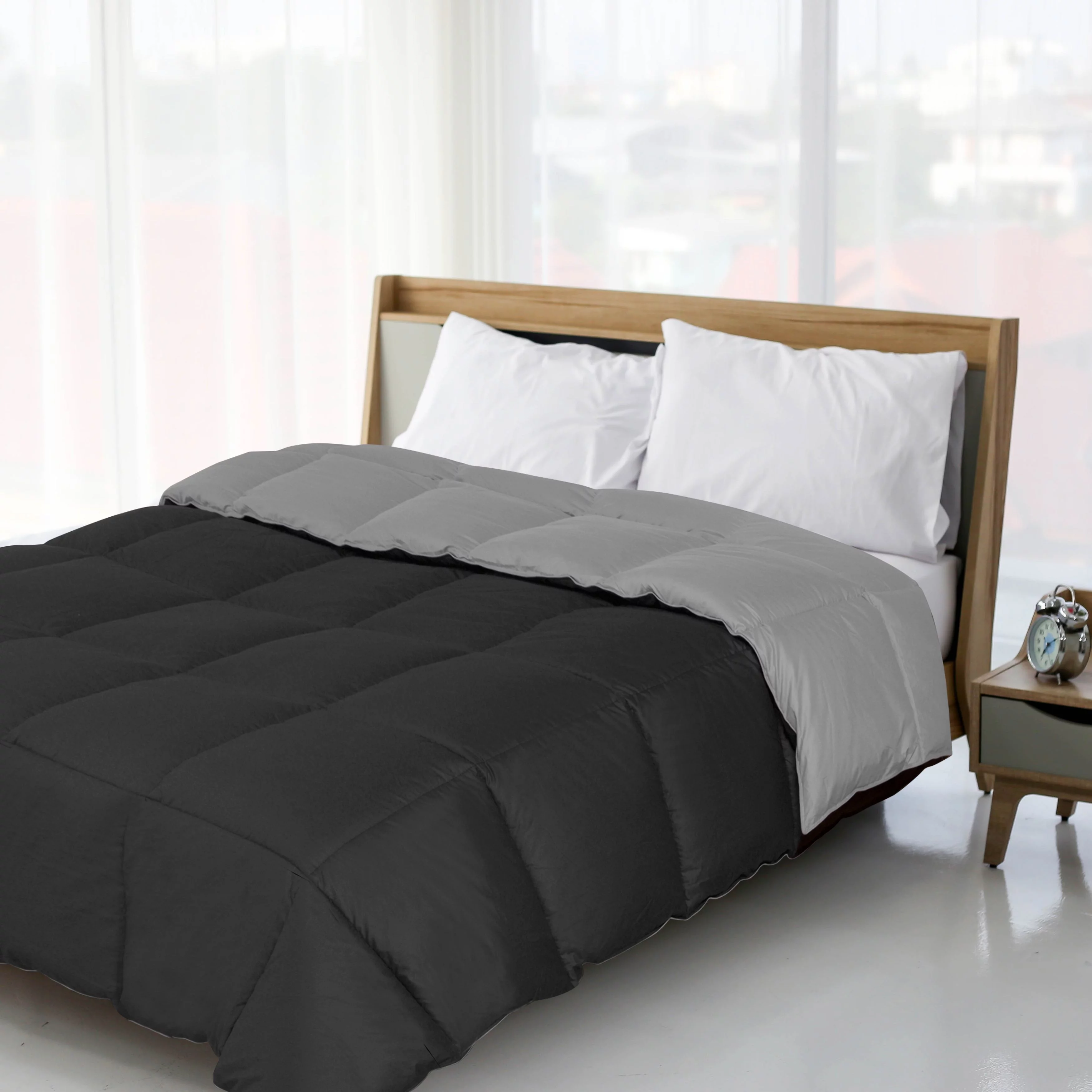 Superior Down Alternative Reversible Comforter, Full/ Queen, Black/ Grey