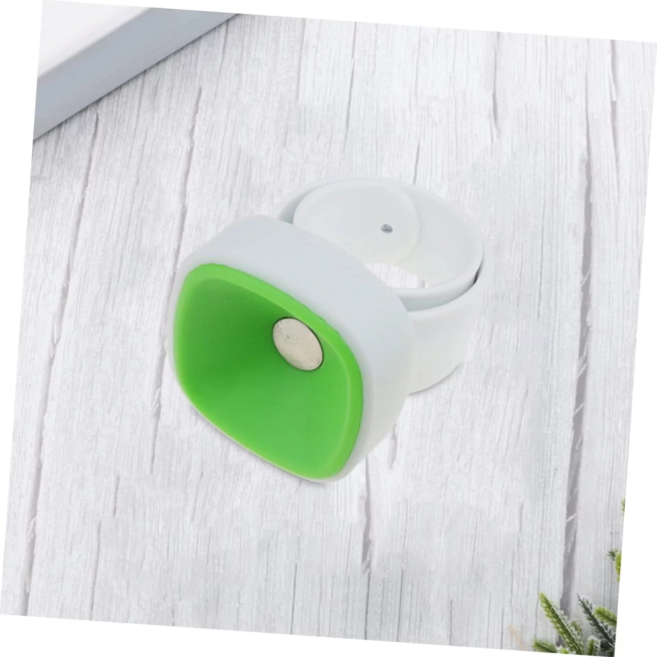 3pcs Wrist Magnetic Case Wrist Braces Cutie Holder Magnetic Pin Cushion Magnetic Pin Holder Magnetic Sewing Pin Cushion Magnetic Sewing Pin Holder Pin Magnetic Needle Holder Rubber