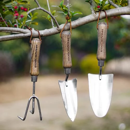 Garden  Set, 3 Piece Stainless Steel Gardening Kit, Hand Trowel, Marker Measurements Transplanter And Cultivator Garden Hand Shovel For Digging Weeding Planting Turning Soil