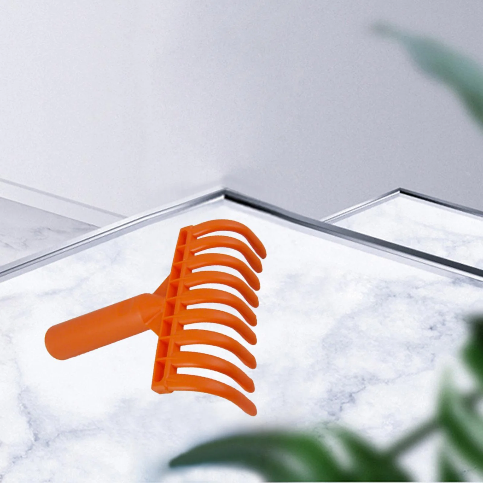 koolsoo Small Yard Leaf Rake Hand Rake Claw Lightweight Ergonomic Reusable Garden Rake Tool Leaf Grass Rake Leaves Clean up of Plants