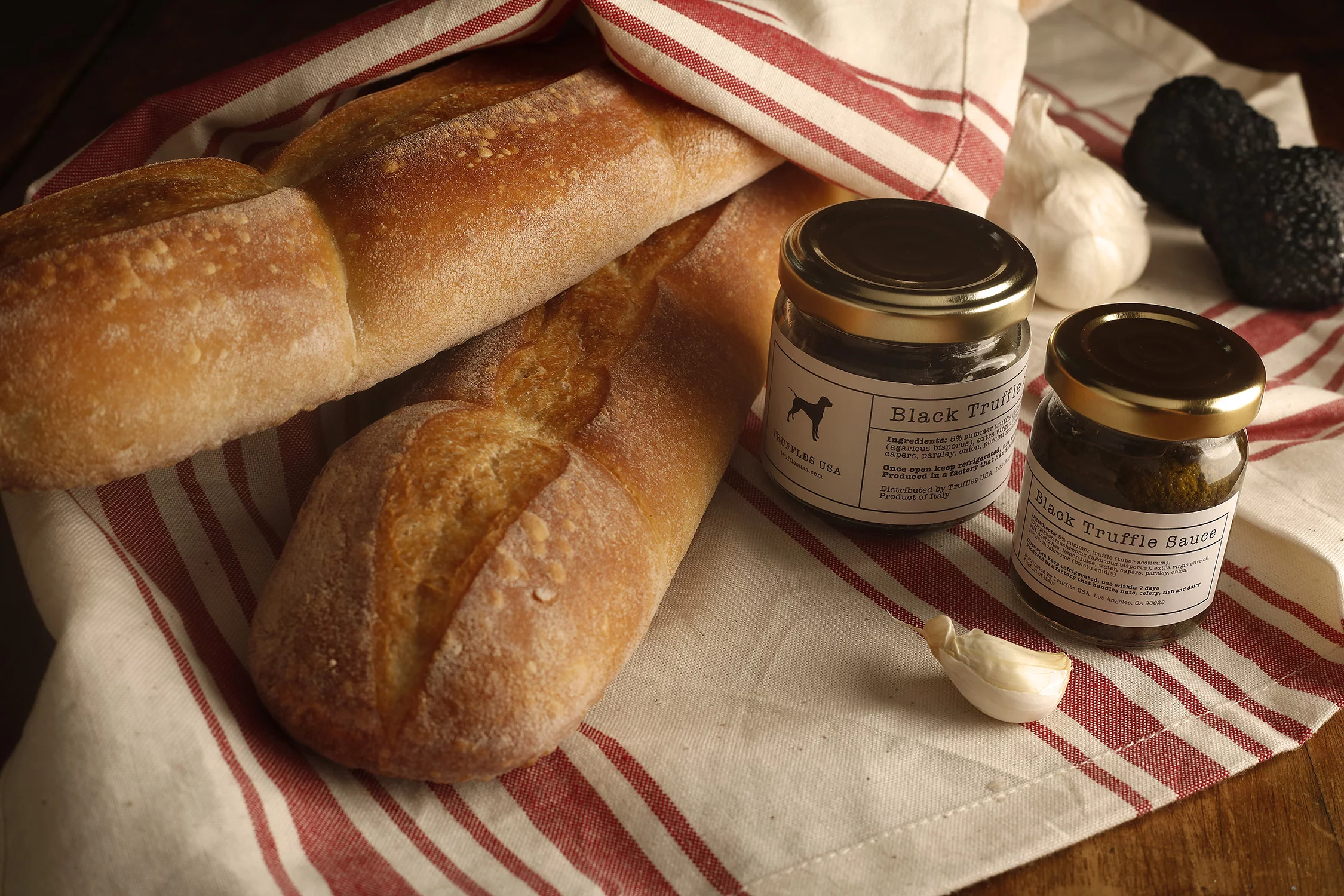 TRUFFLES USA Black Truffle Sauce 2.82 oz Jar Product of Italy