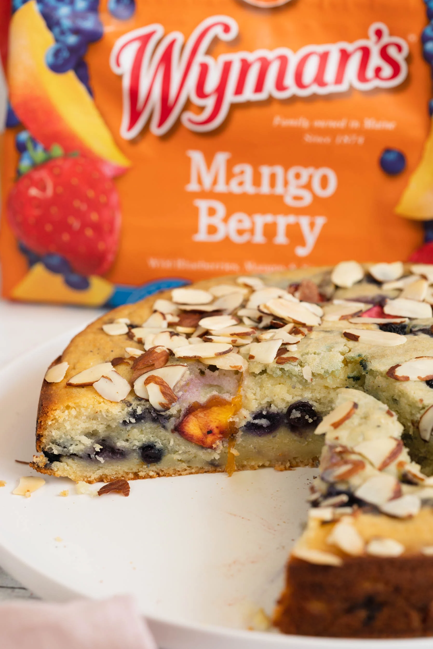 Wyman's Mango Berry, 1 - 48 oz Bag (Frozen)