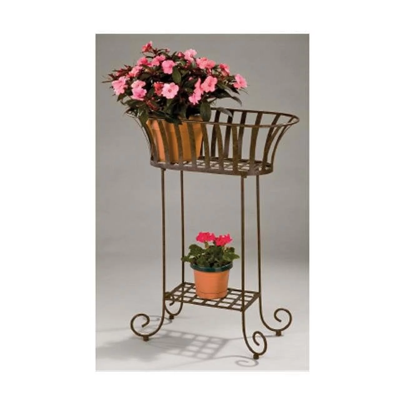 Solera Metal Oval Planter