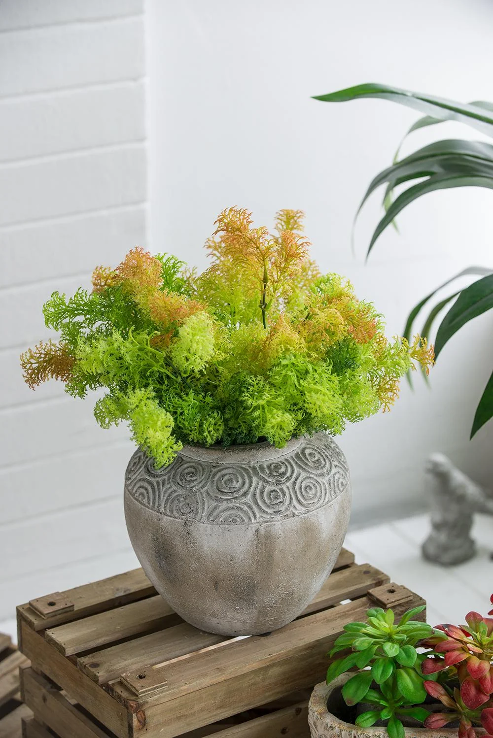 A&B Home Gray Round Terracotta Planter with Textured Swirl Pattern 8.3