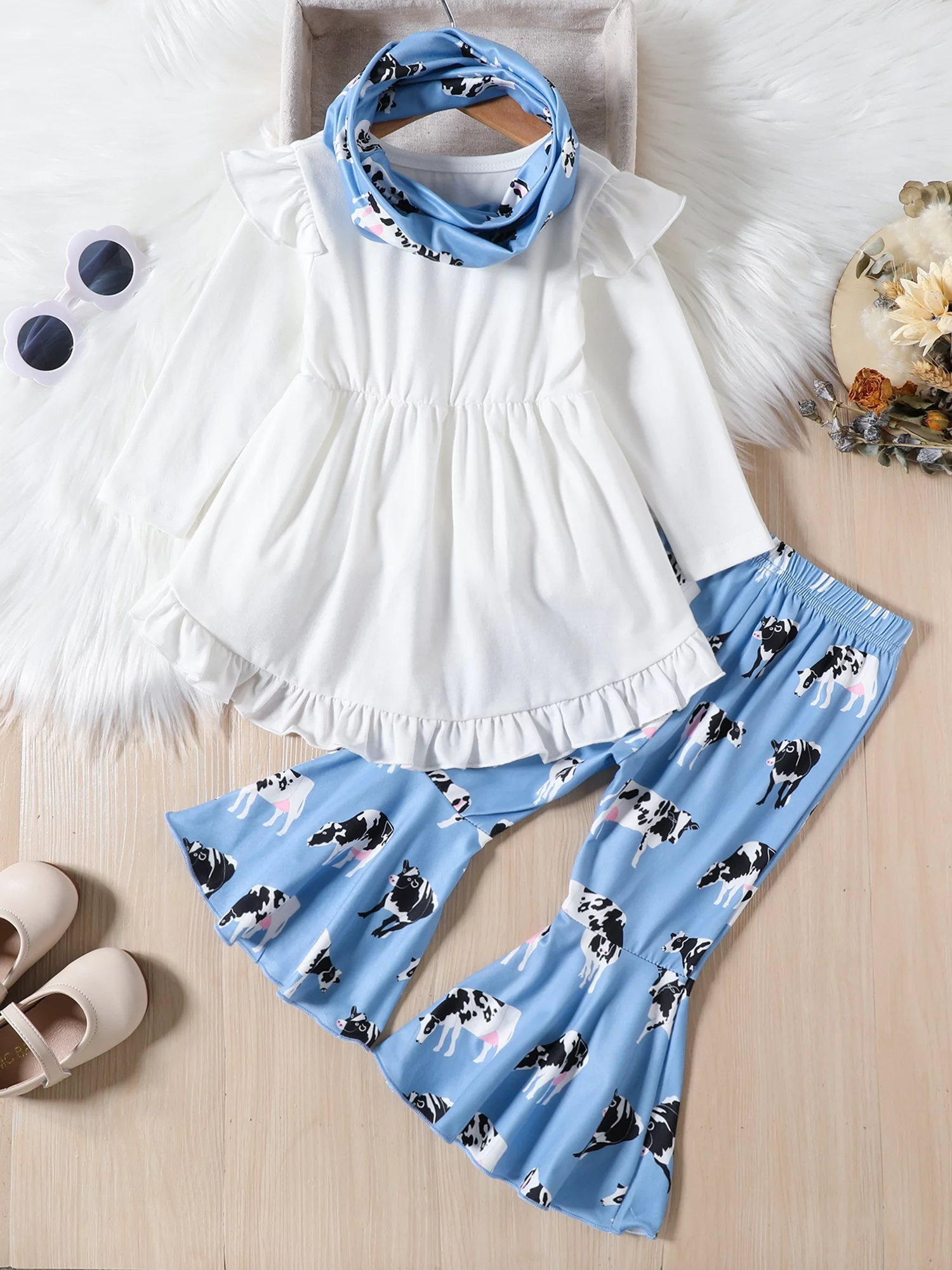 Western Girls Pants Set Ruffles Trim Flying Sleeve Shirt and Cow Print Flared Pants Headband Kids Casual Fall 3Pcs Outfits