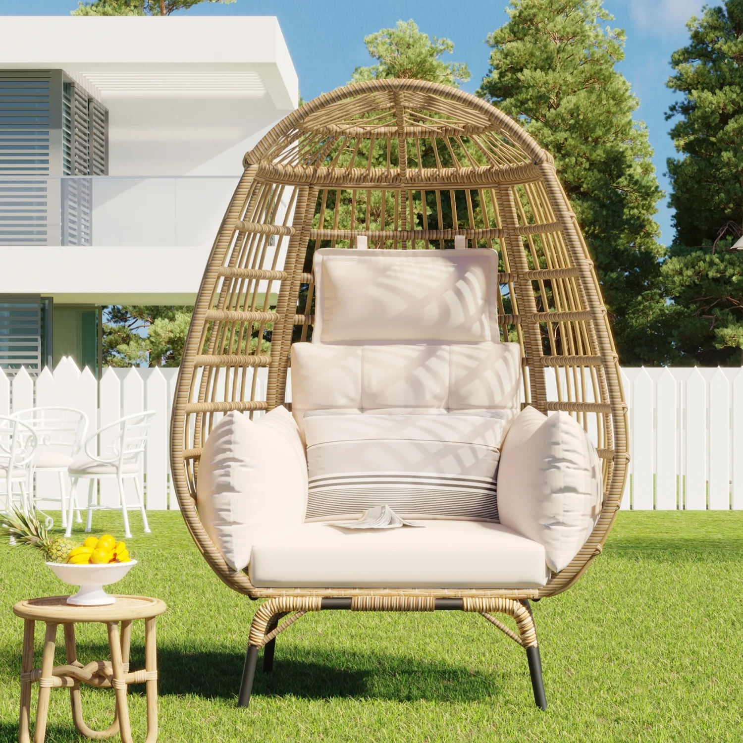 Ideal for relaxation in your courtyard  garden  or balcony  this comfortable and stylish U-Style egg-shaped chair with removable cushion is the perfect addition to your outdoor space.