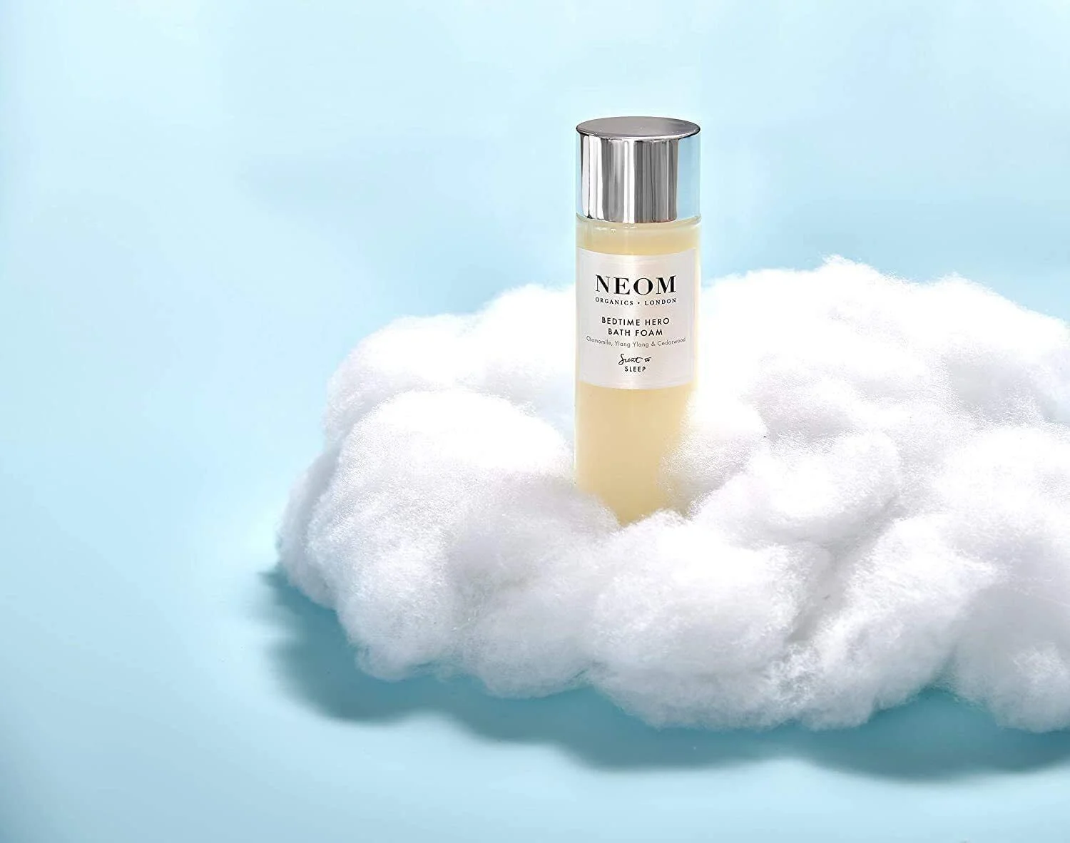 Neom Organics BEDTIME HERO Bath Foam Chamomile,Ylang Ylang & Cedarwood - 200ml