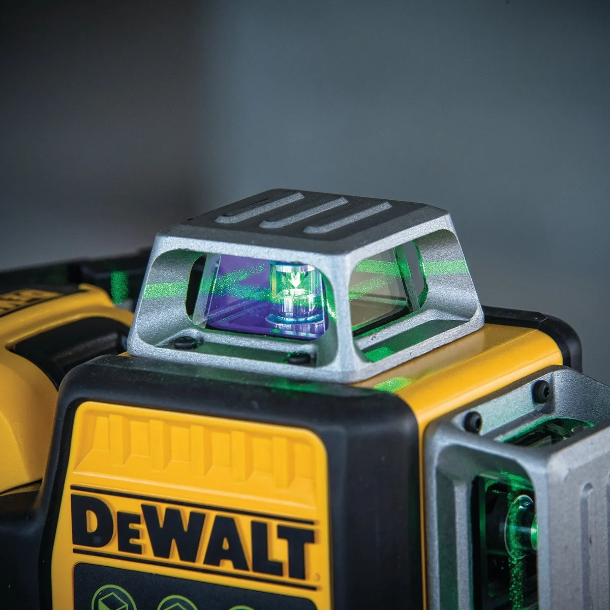 DeWalt DW089LG 12V MAX 3 x 360 Green Line Laser (Bare Tool)