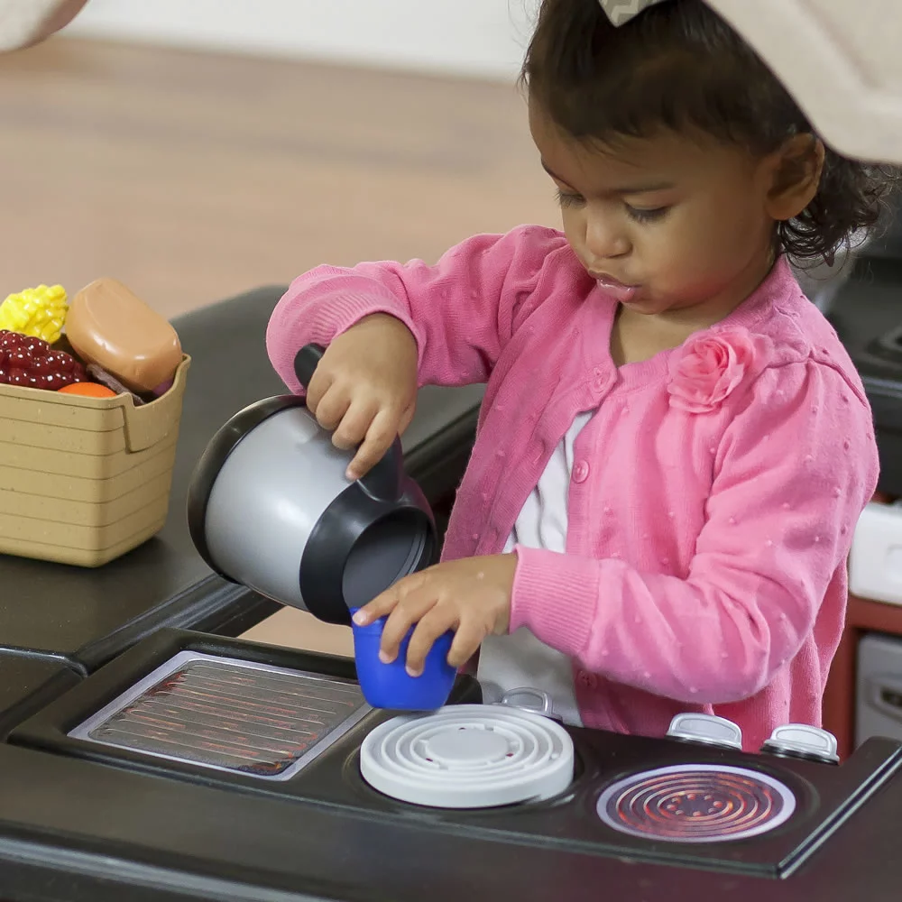 Grand Walk-In Kitchen
