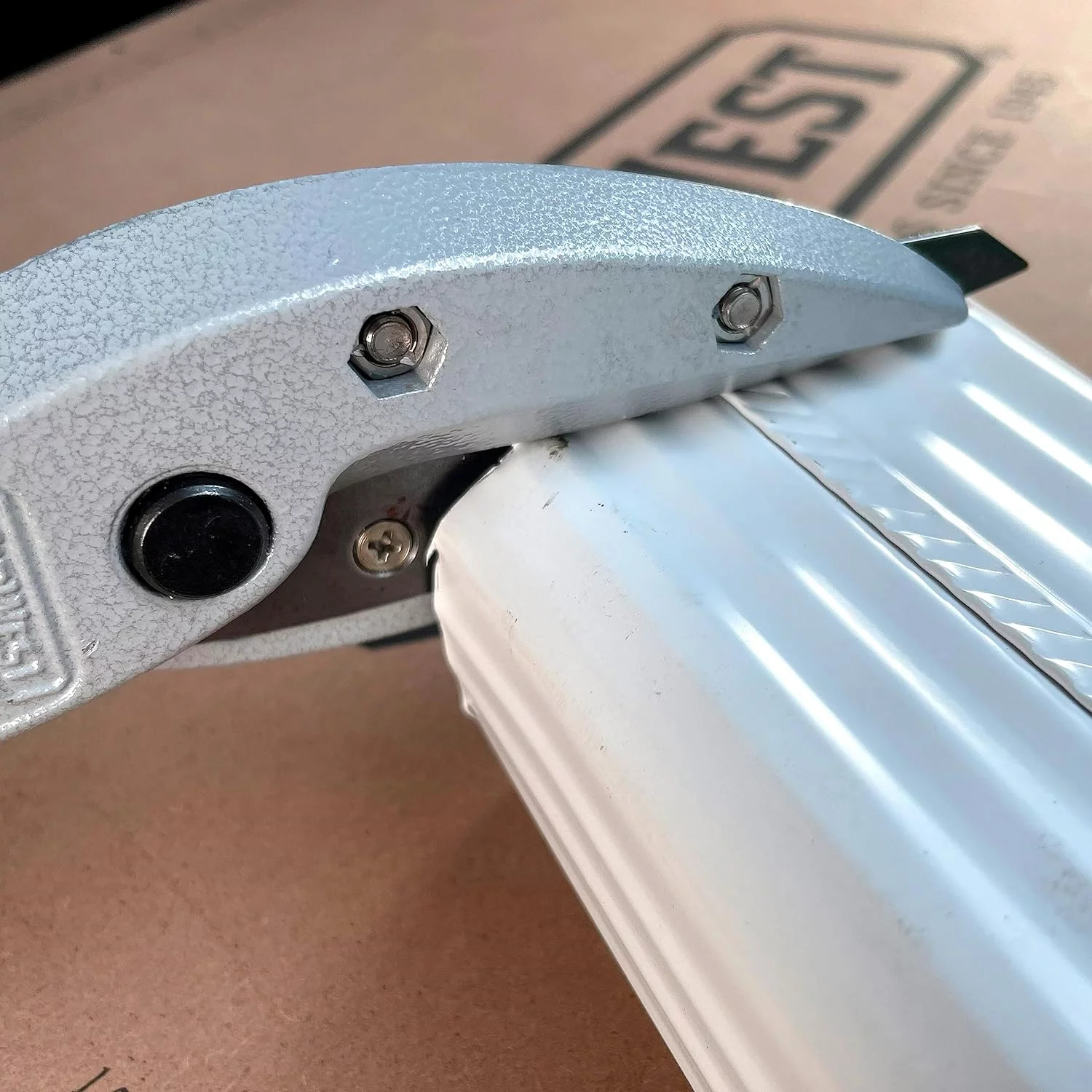 Magsnips Replaceable Blade Snip - Straight Cut Regular Sheet Material Cutting Shears With All Purpose Blades  Handles - MWT-1200