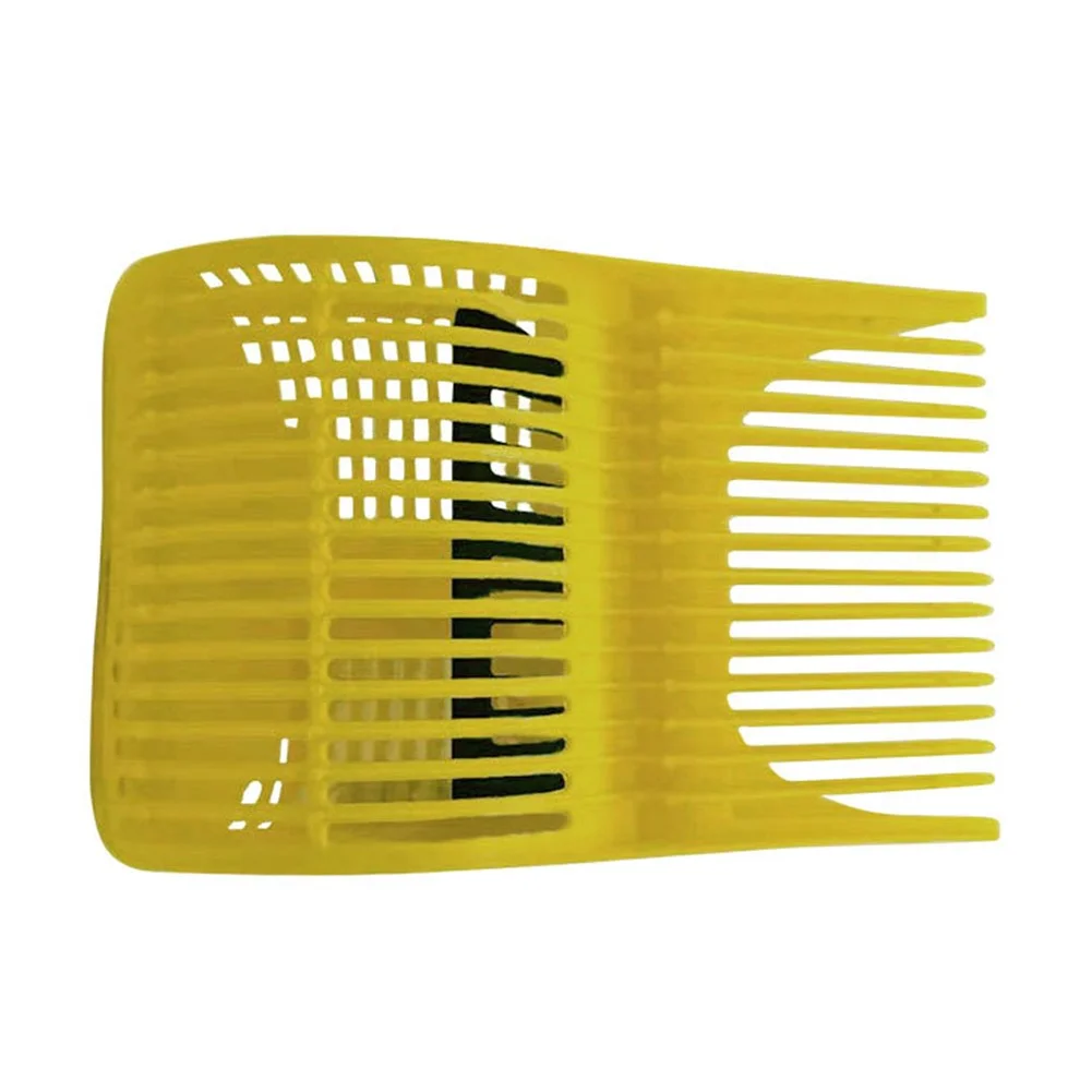 Blueberry Picker Berry Picker Rakes with Comb Teeth Large Capacity Garden Tool