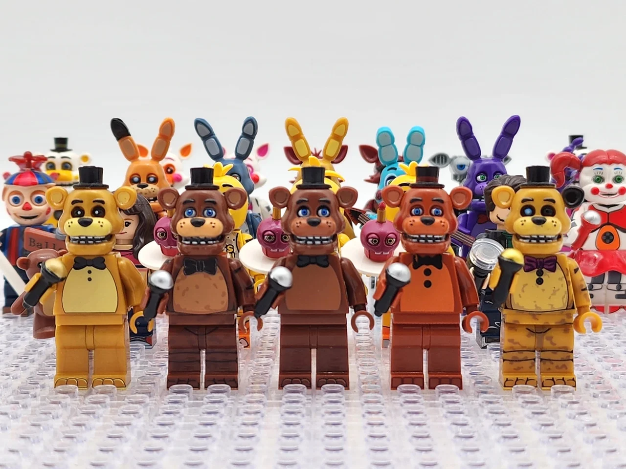 Five Nights at Freddy's Custom 24 Minifigures Set Freddy Fazbear Game and TV Series