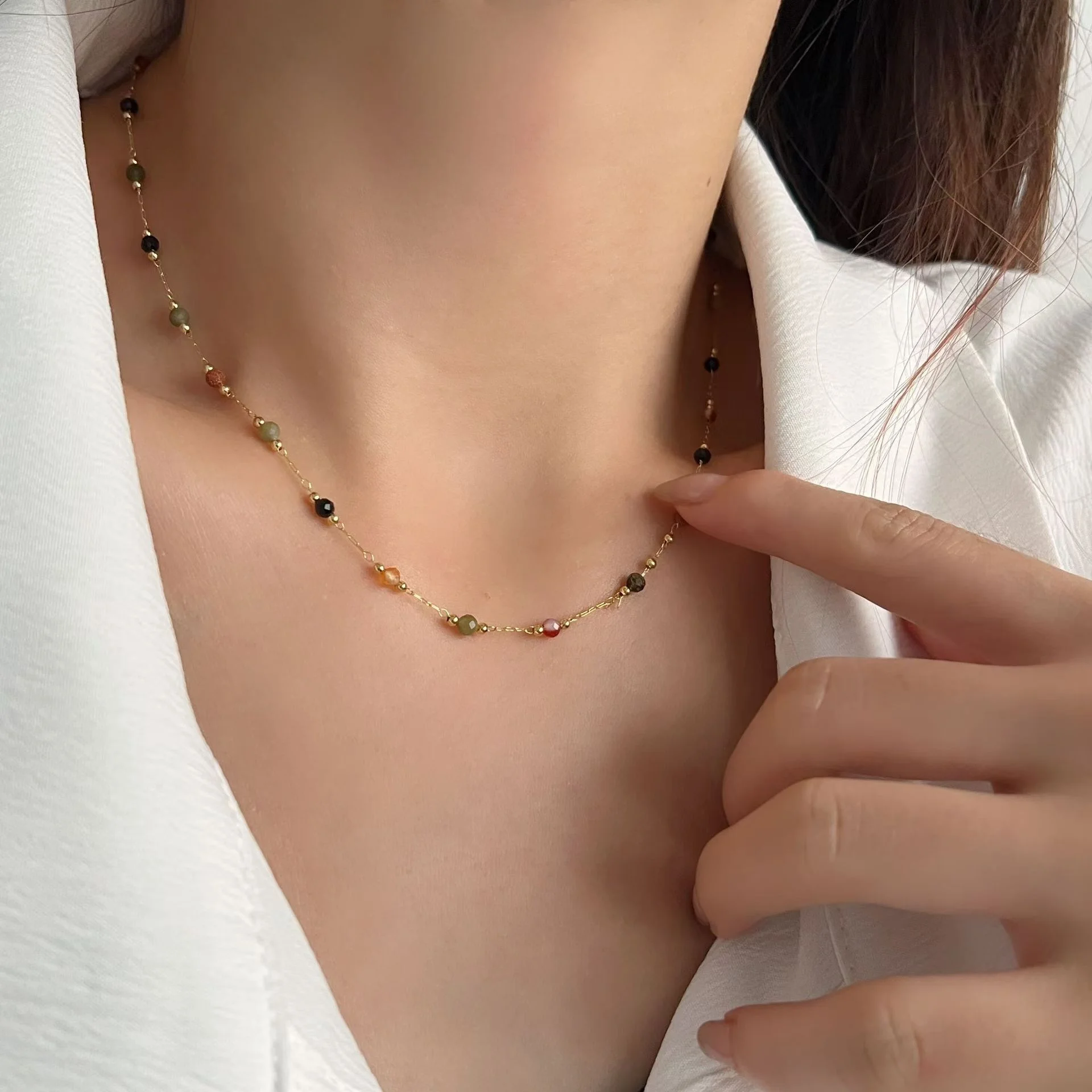 Retro Sweet Colorful Natural Stone Delicate Simple Personality Versatile Temperament Short Necklace Collarbone Chain for Women
