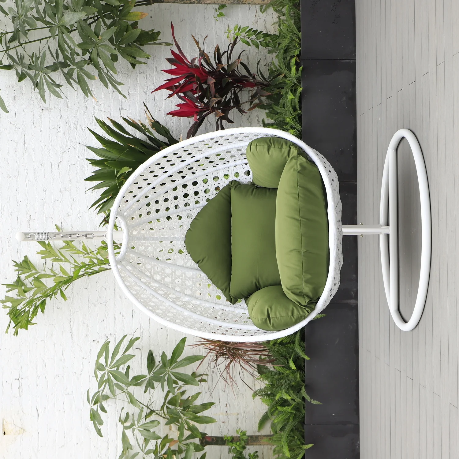 Maykoosh Coastal Cool White Wicker Hanging Egg Swing Chair