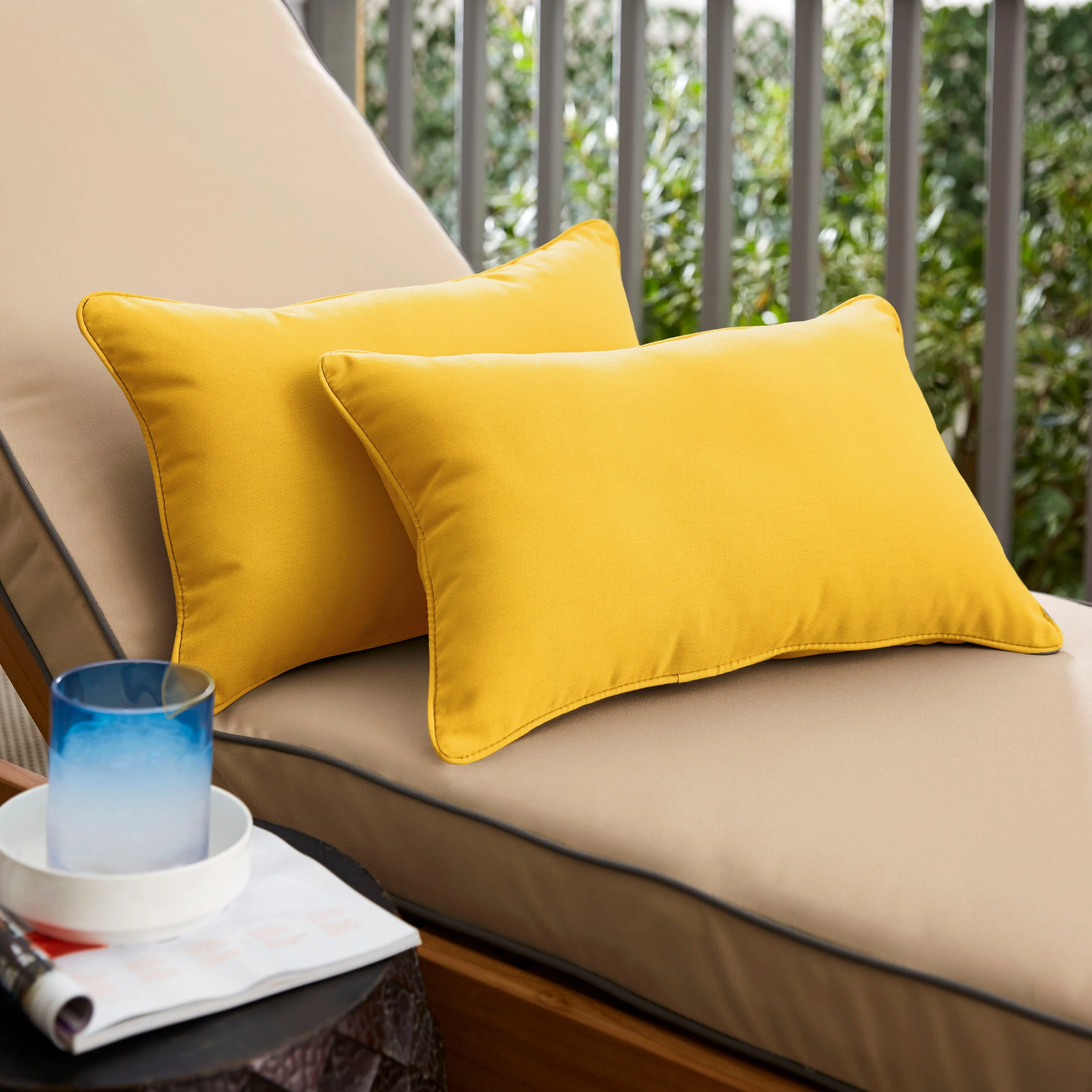 Sunbrella  Sunflower Yellow Corded Indoor/ Outdoor Pillows (Set of 2) 16 in x 26 in