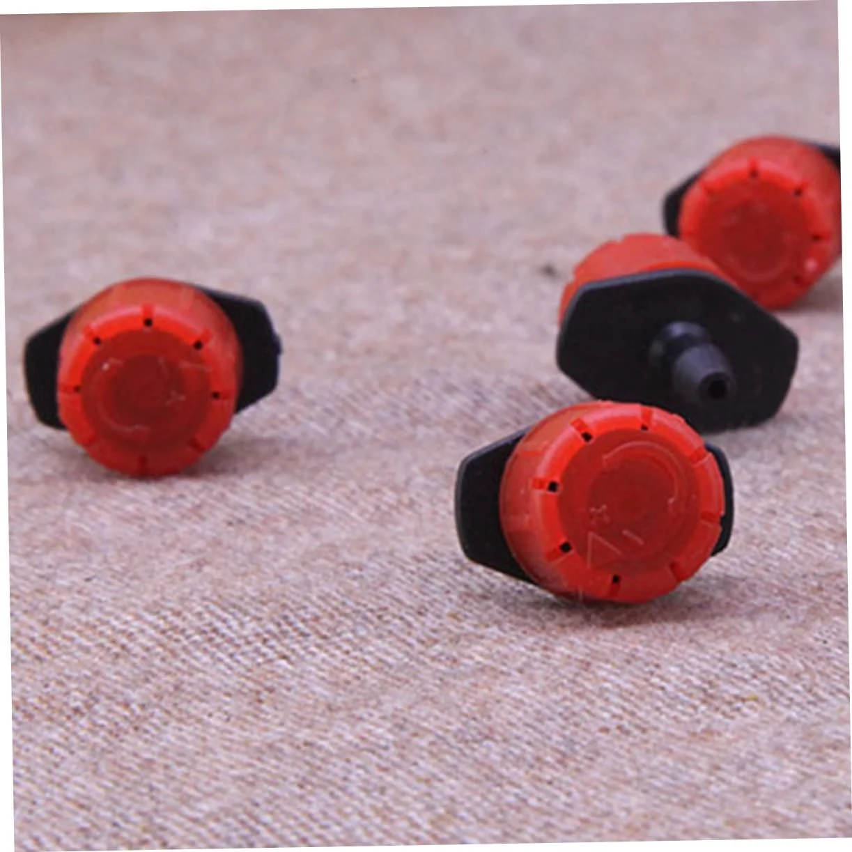 300 Pcs Adjustable Dripper Micro Garden Emitters Small Micro Drippers Garden Drip Nozzle Head Irrigation Sprinkler Emitter Irrigation Adjustable Drippers 8-Holes Micro Drippers