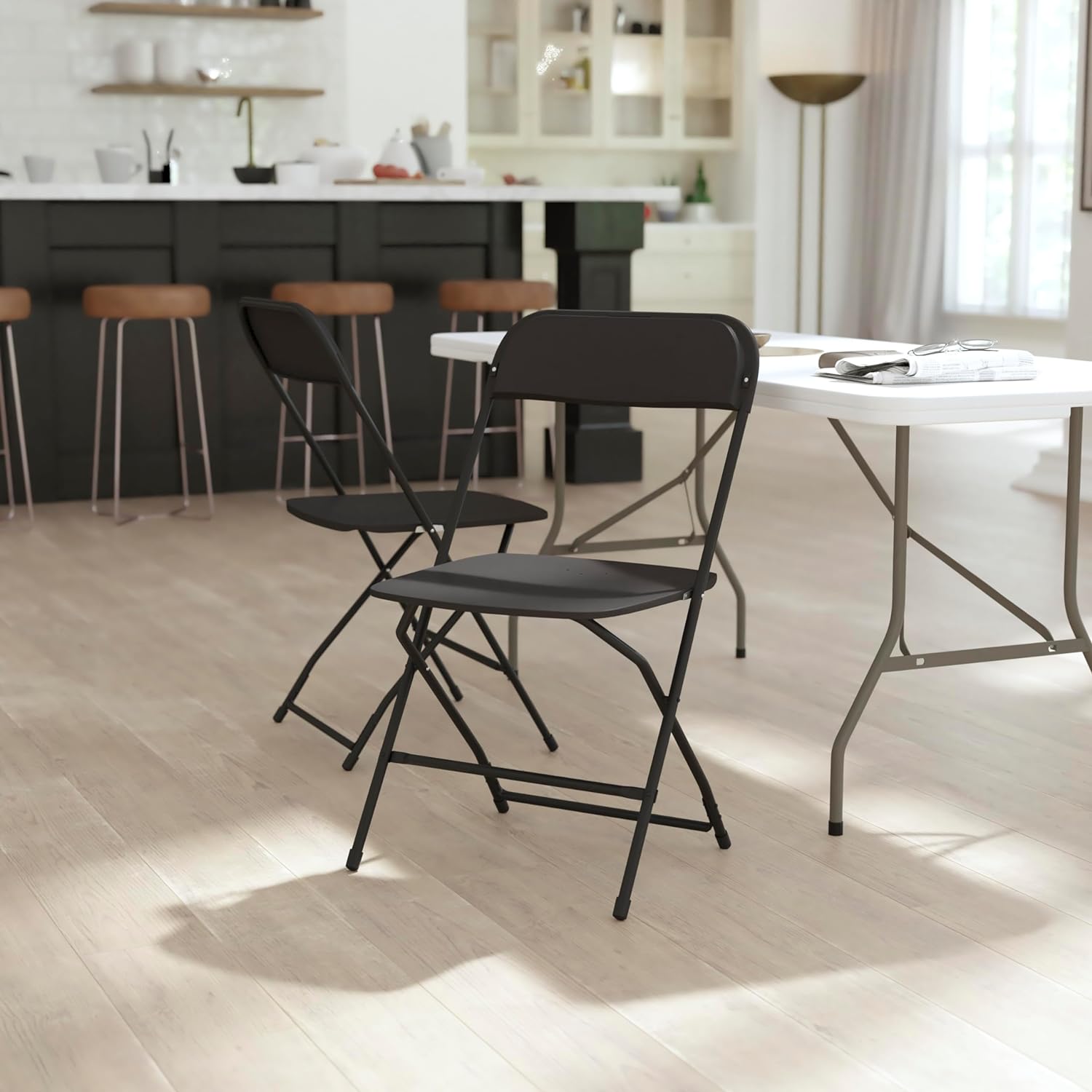 MINGFENG Hercules Series Big & Tall Stackable Plastic Folding Chairs, Extra Wide Commercial Event Seats, Set of 4, Black