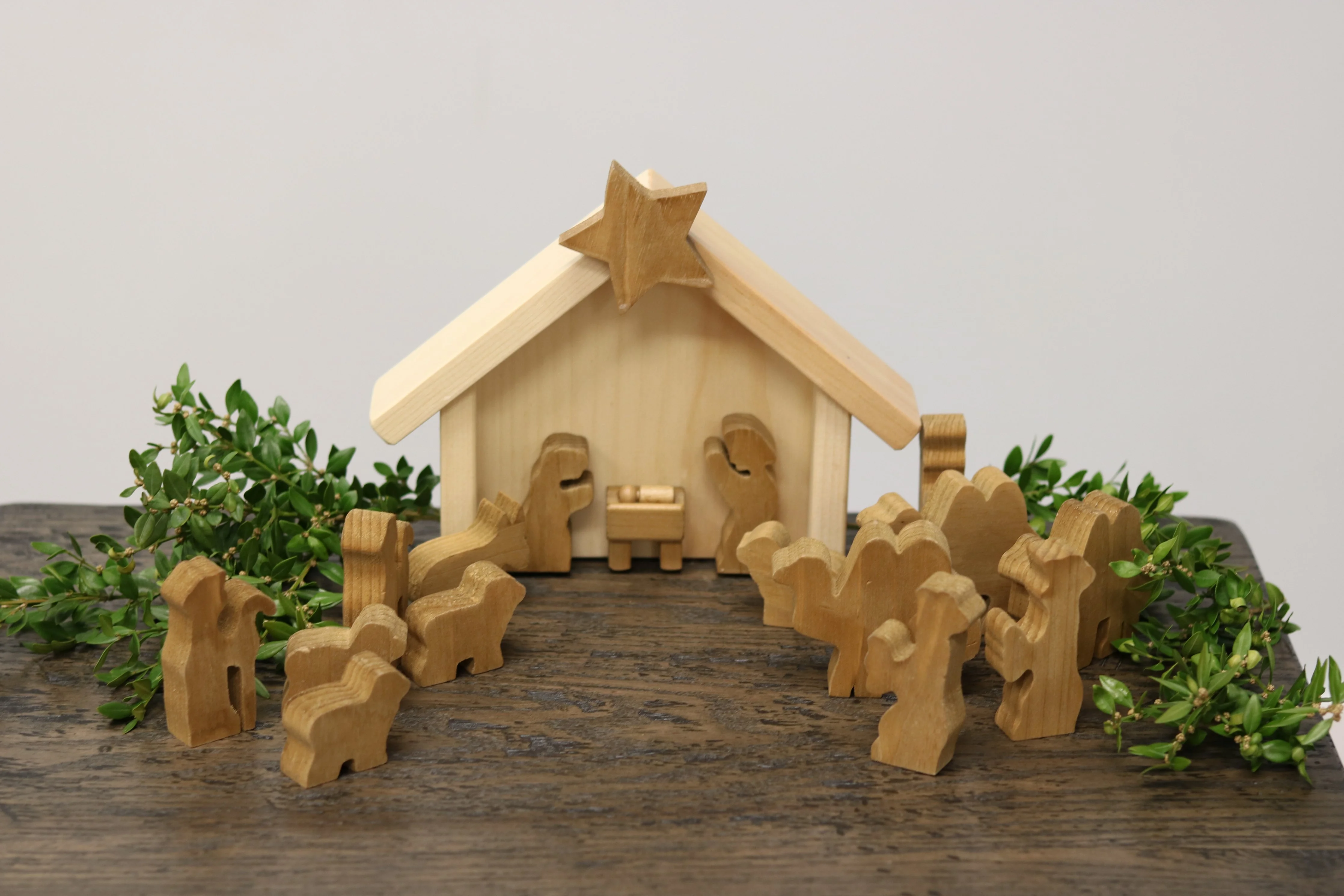 Amish-Made Wooden Nativity Manger Scene Set, 14 Pieces Harvest Stain Finish