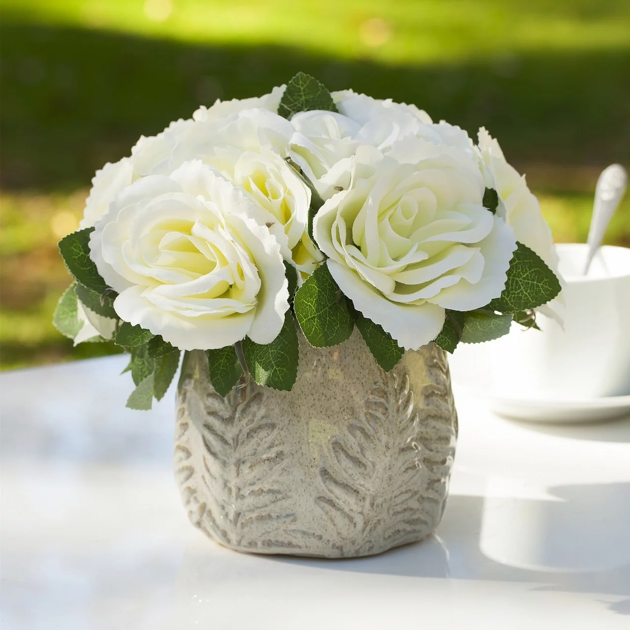 Enova Home  Artificial Velvet Roses Faux Silk Flowers Arrangement in Round Tapered Ceramic Pot for Home Wedding Decoration Cream