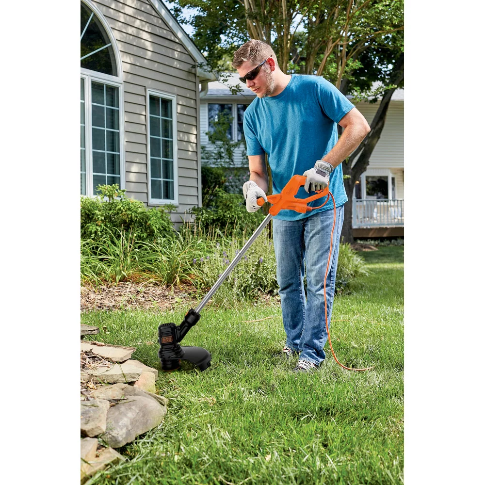 Black & Decker BEST935 4 Amp 13 in. Cordless String Trimmer