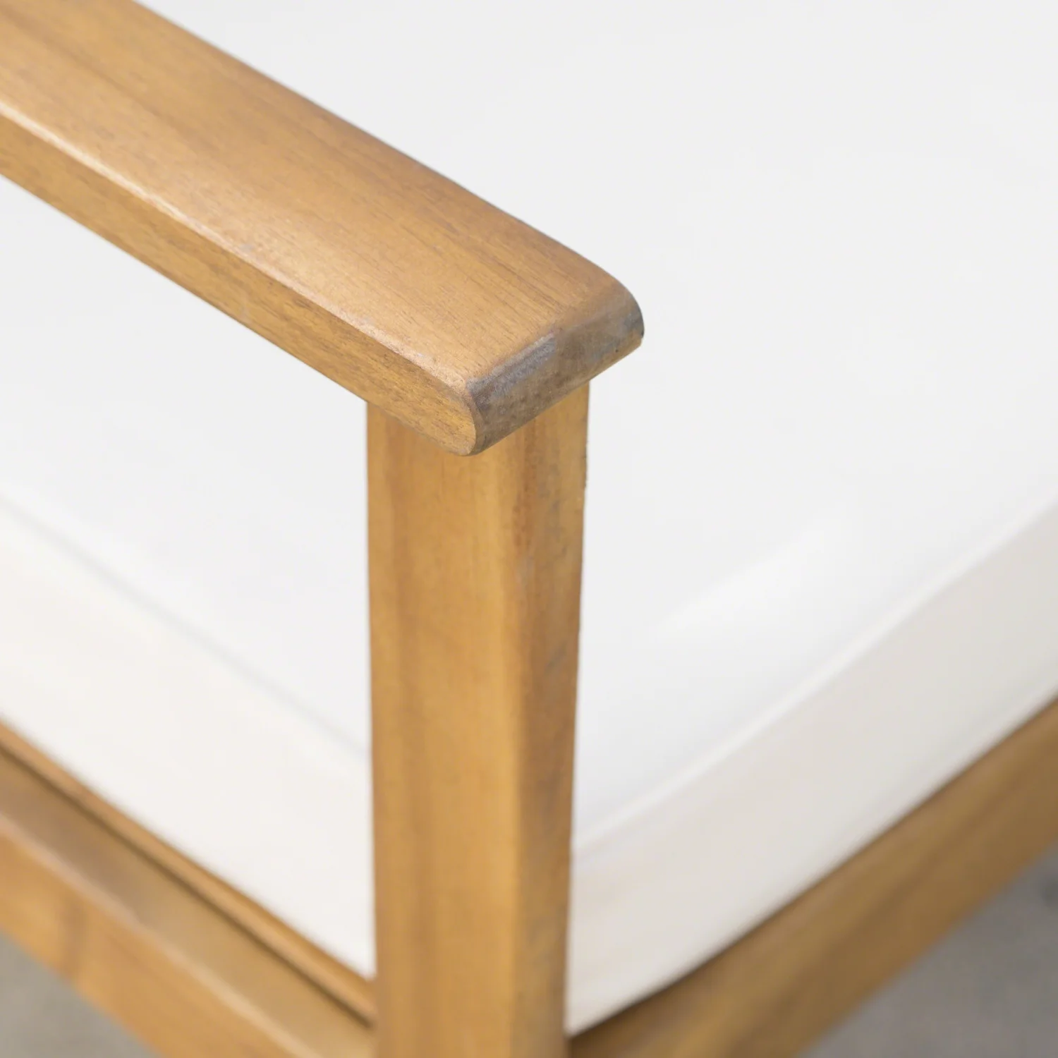 LEIYEHOOM LUCIANO LOVESEAT